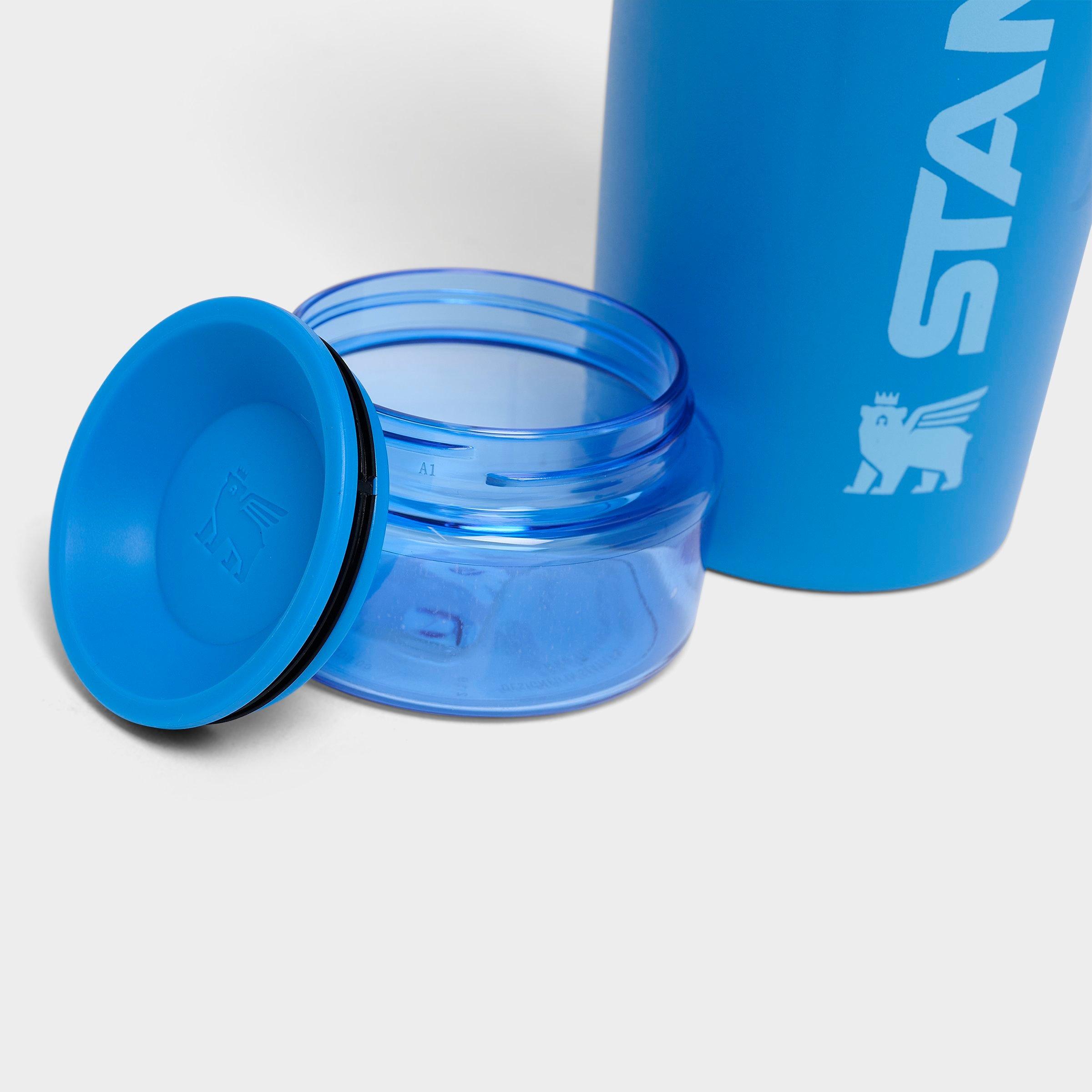 Stanley Activate Shaker Bottle (20oz)