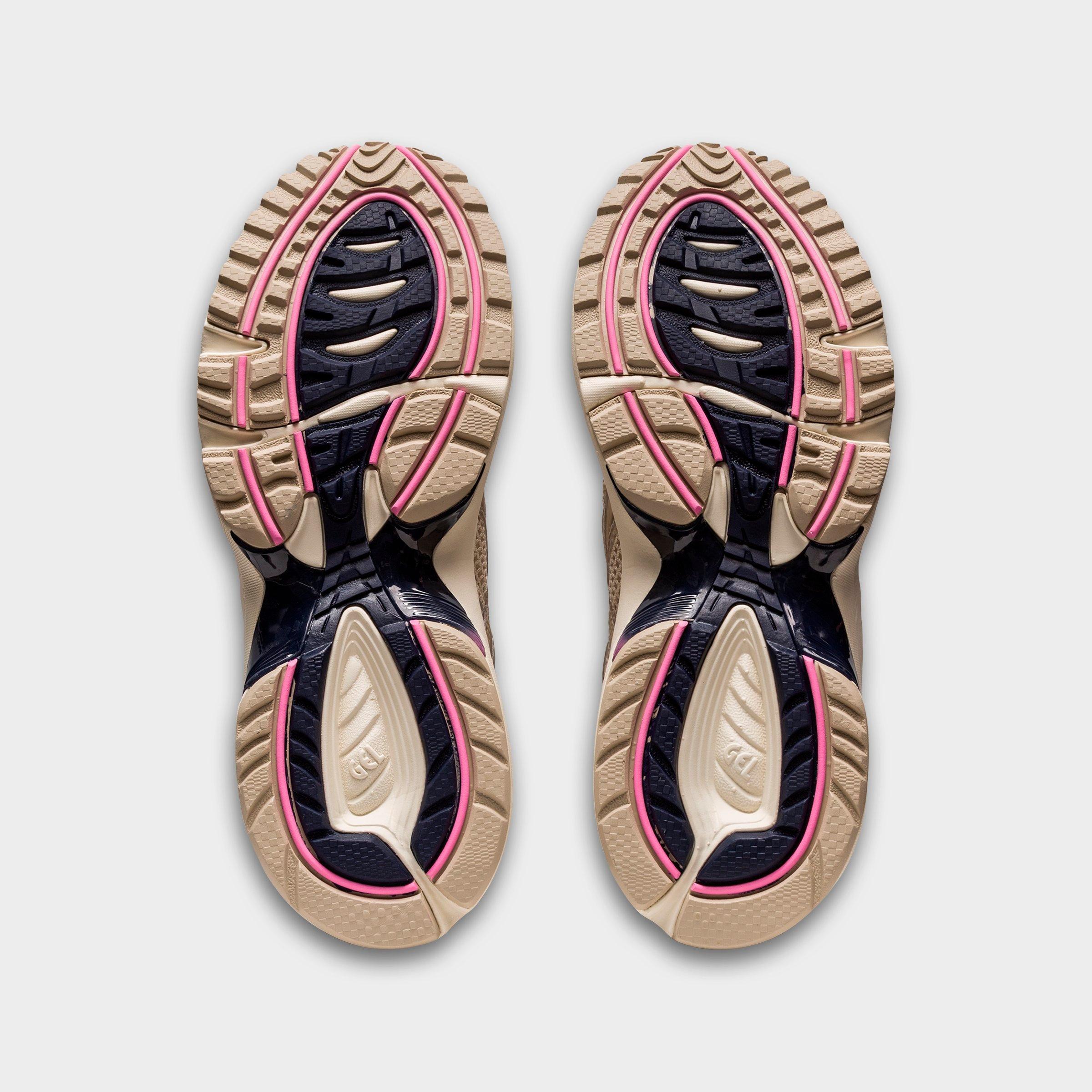 Women's Asics GEL-1090V2 Running Shoes