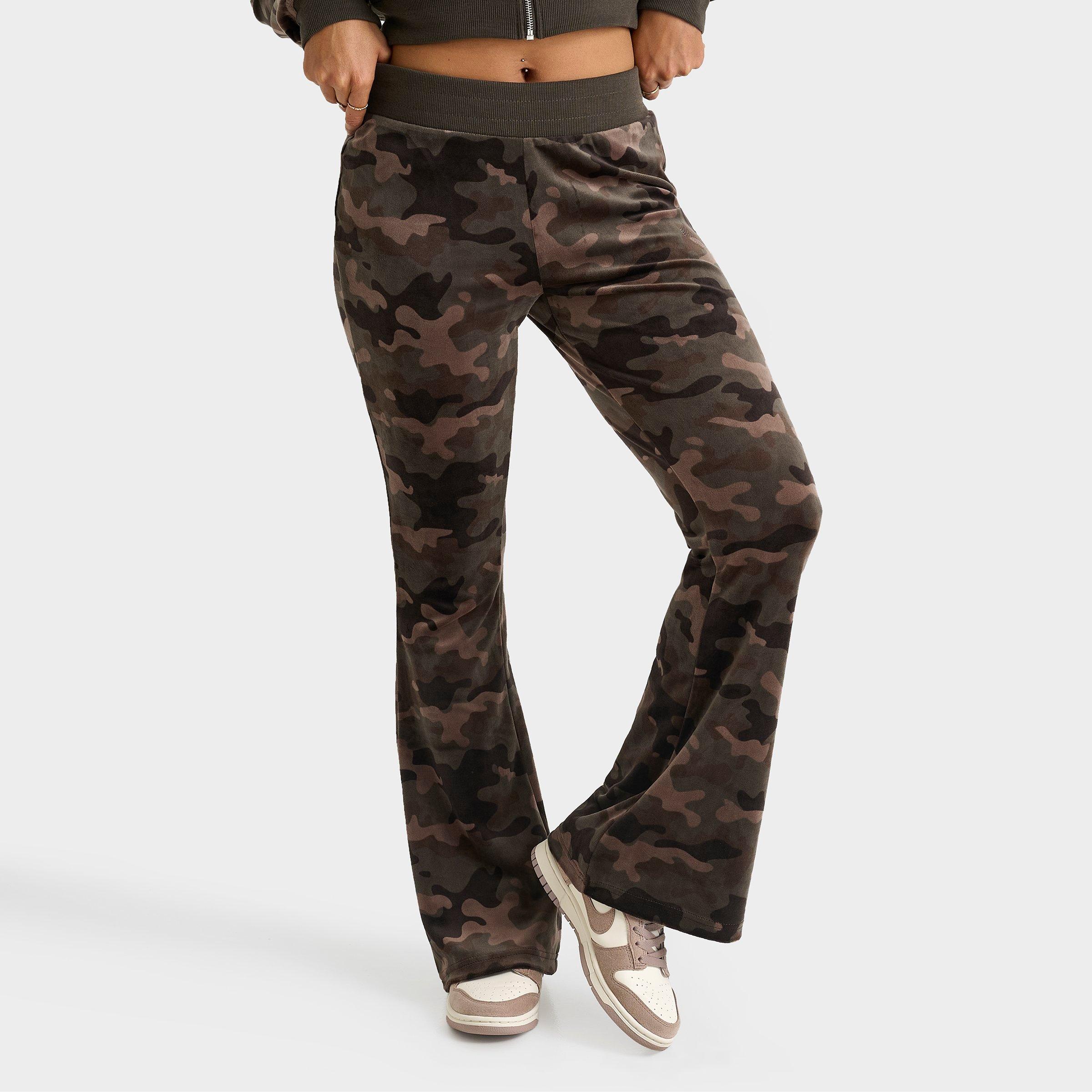 Women's True Religion Camo Velour Mid-Rise Jogger Pants