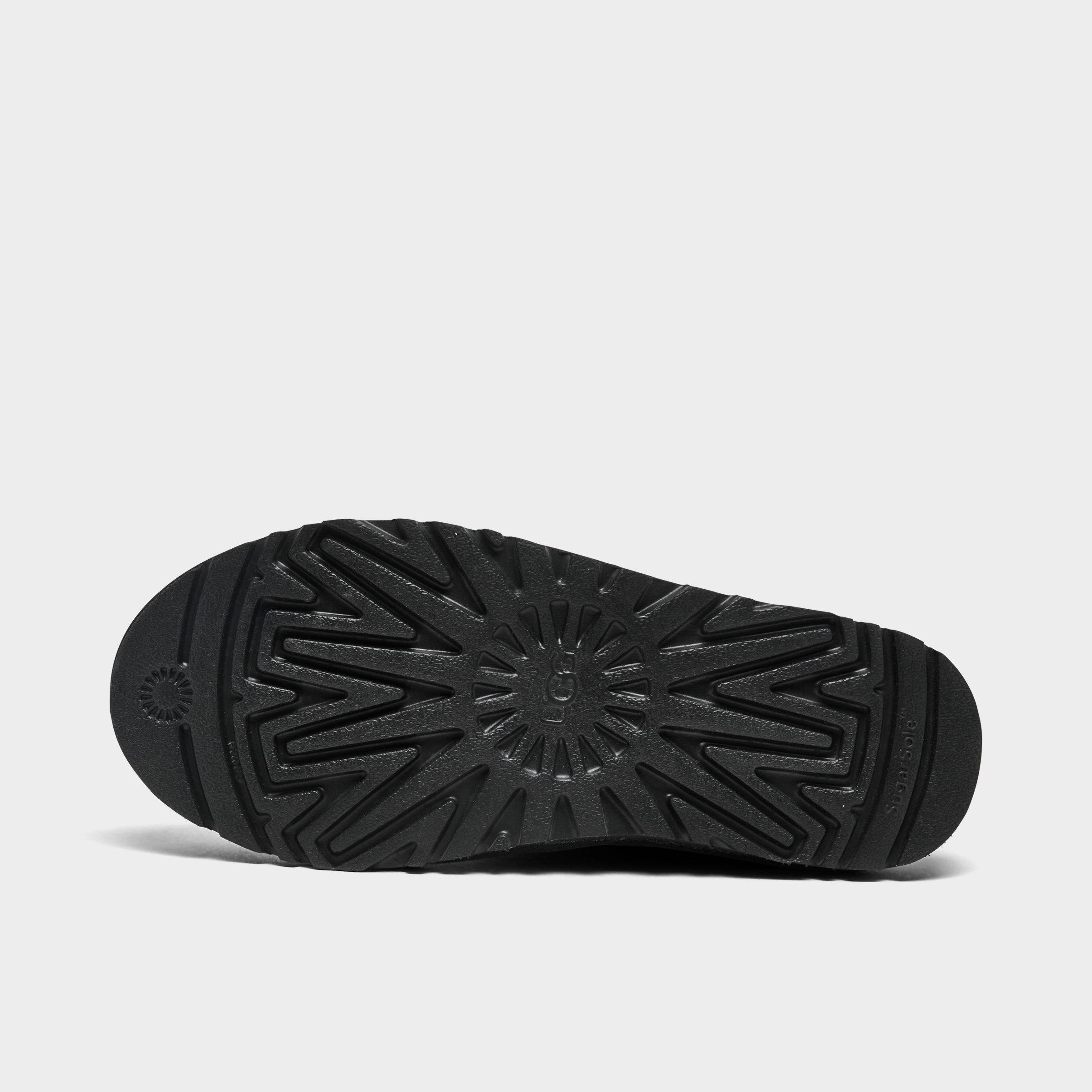 Men's UGG Neumel Chukka Boots