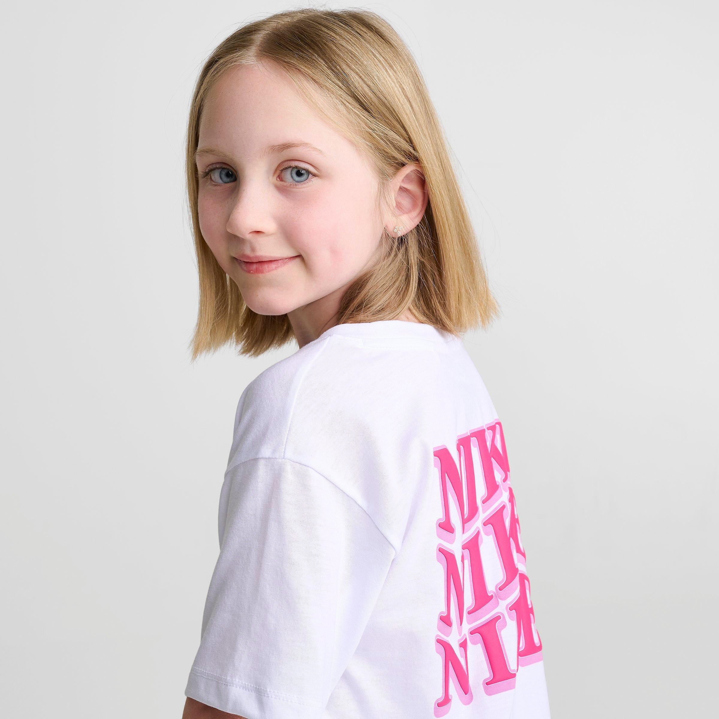 Girls' Little Kids' Nike T-Shirt and Shorts Set