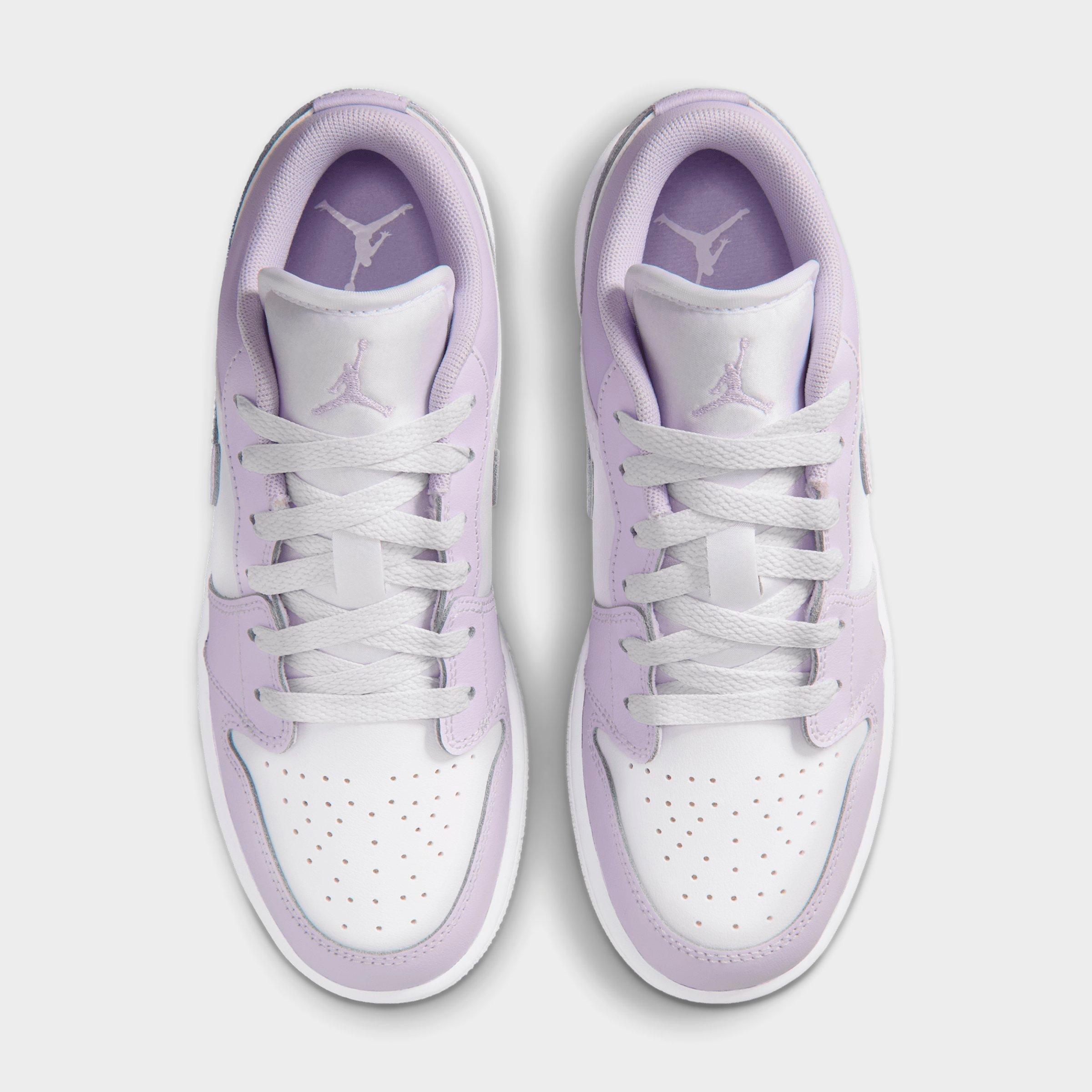 Big Kids' Air Jordan Retro 1 Low Casual Shoes