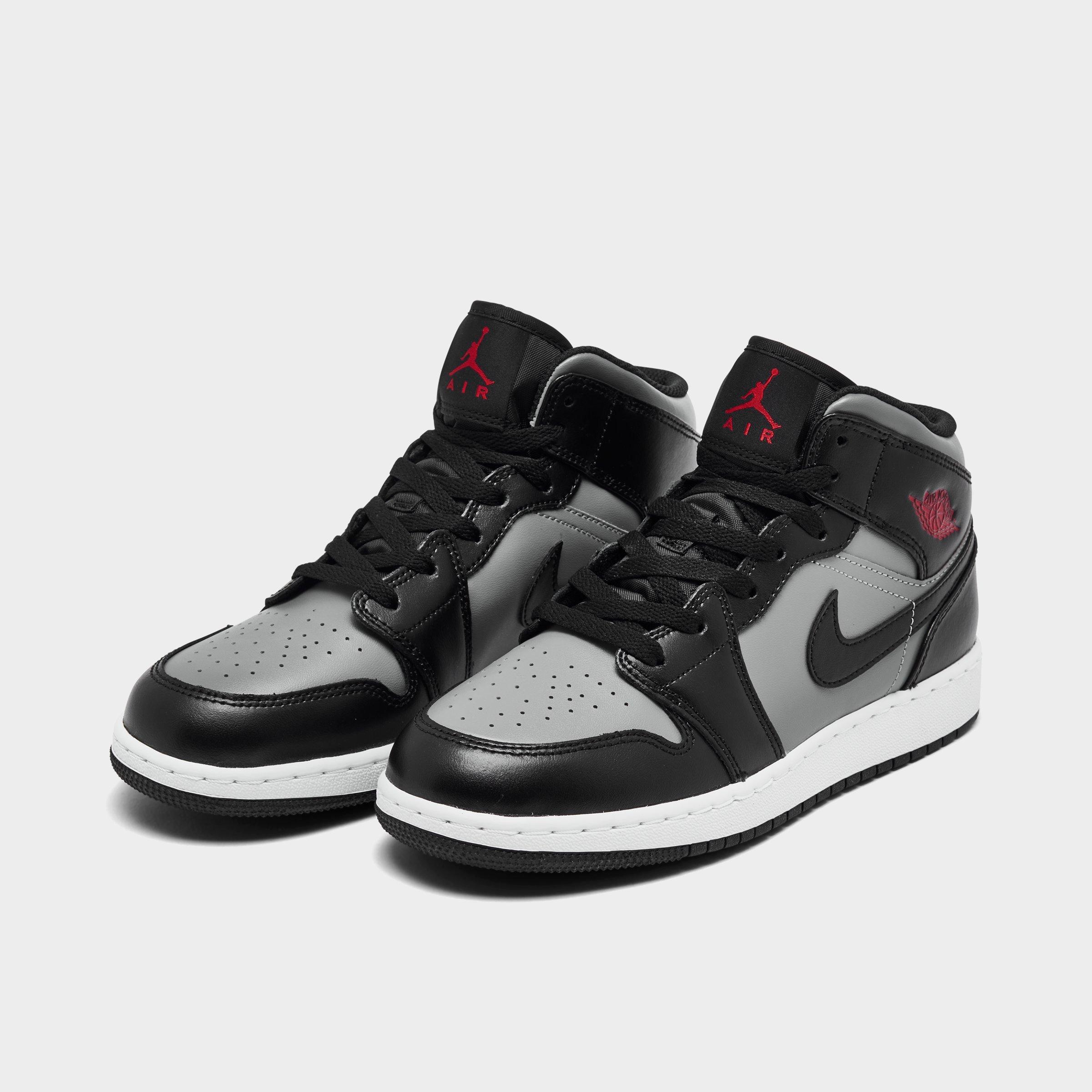 Big Kids' Air Jordan Retro 1 Mid Casual Shoes