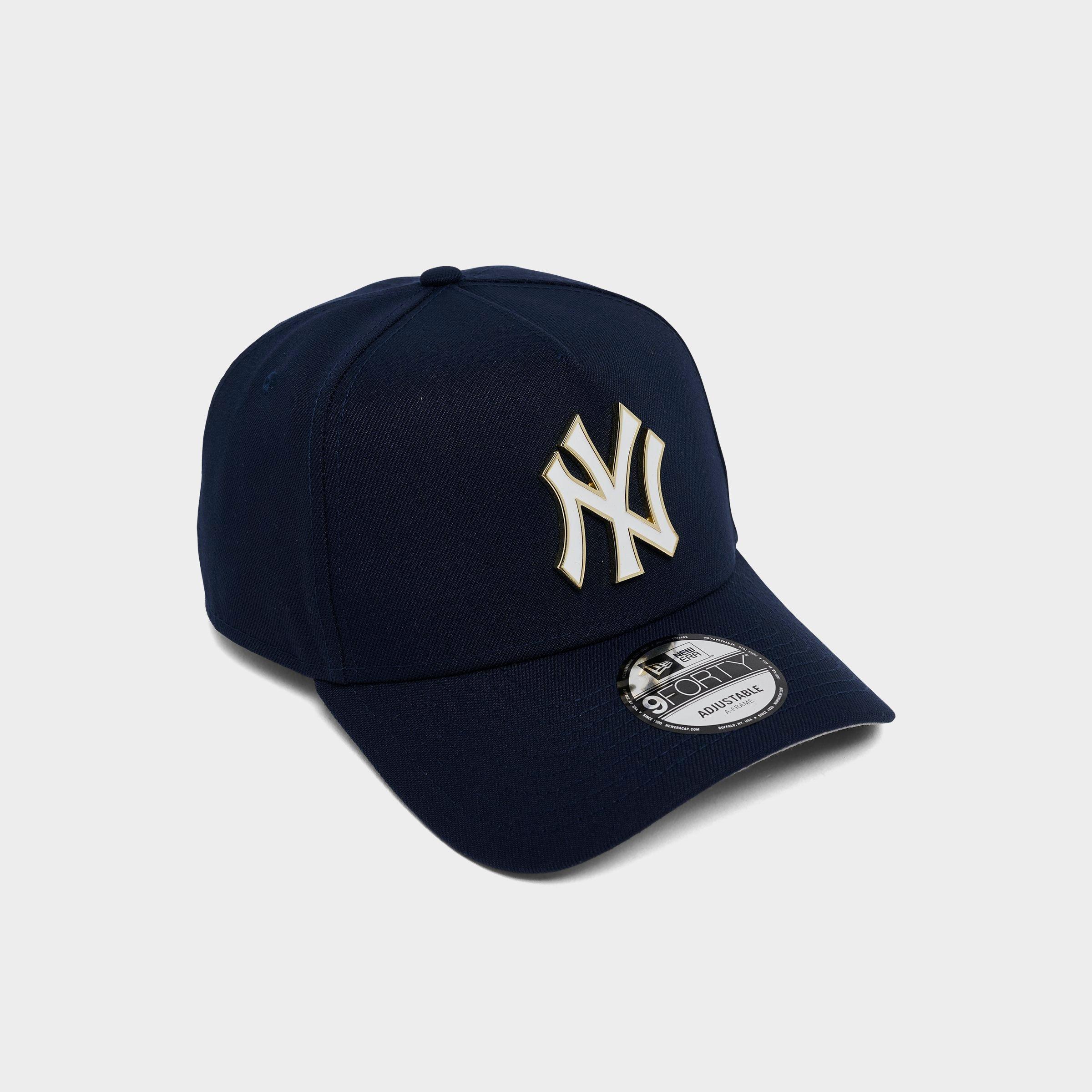 New Era New York Yankees MLB Metal Logo 9FORTY A-Frame Snapback Hat