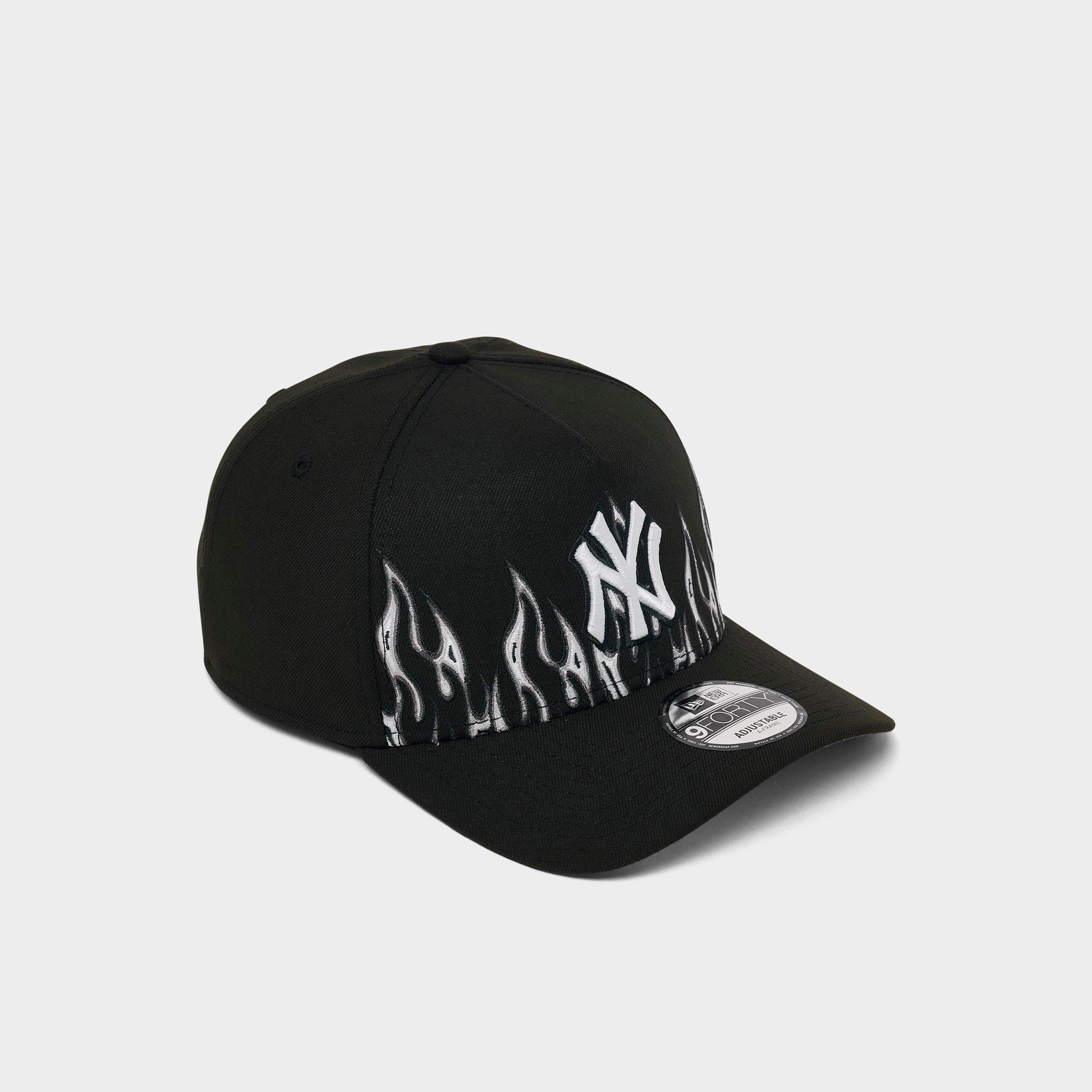 New Era New York Yankees MLB Large Flame Logo 9FORTY A-Frame Snapback Hat