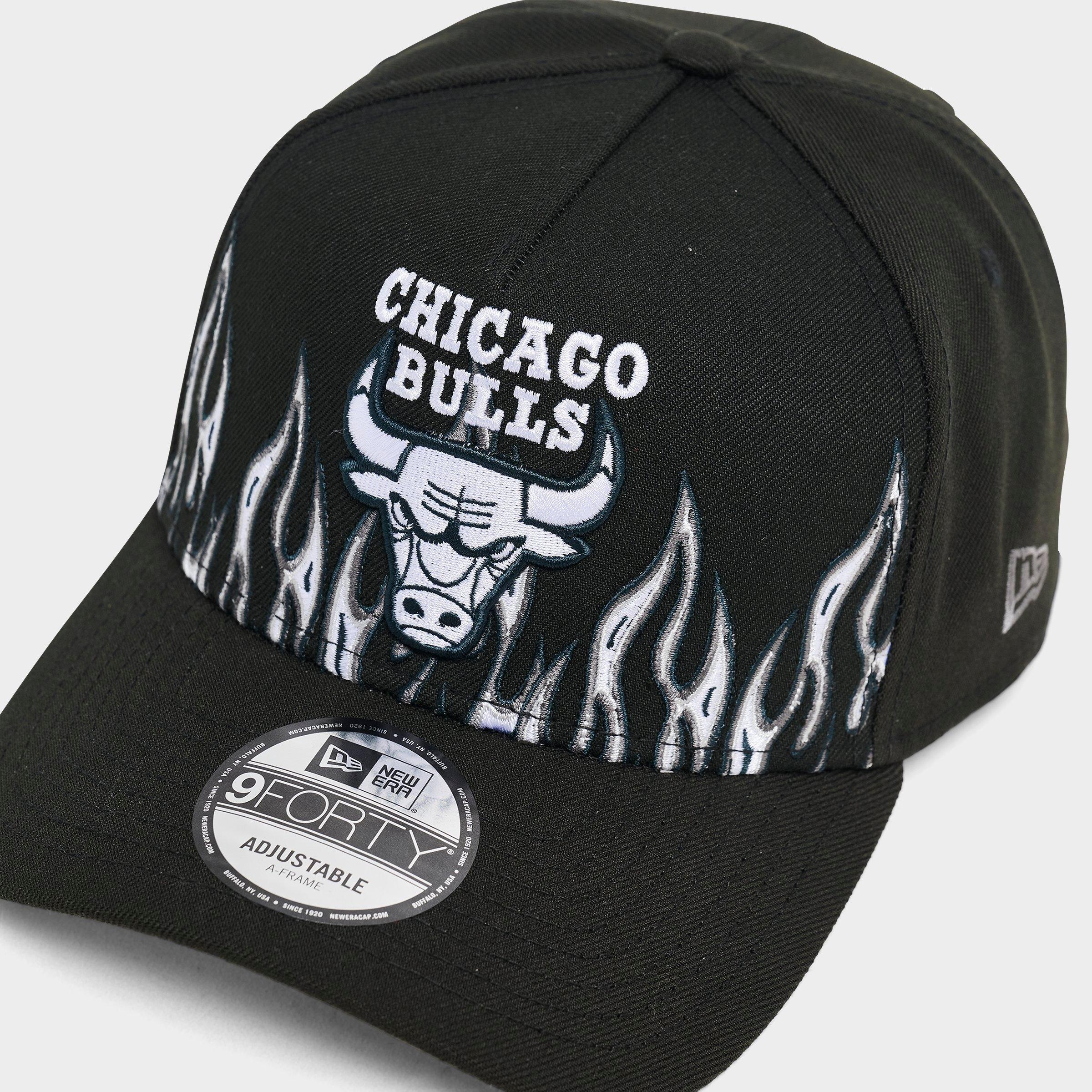 New Era Chicago Bulls NBA Flames 9FORTY A-Frame Snapback Hat
