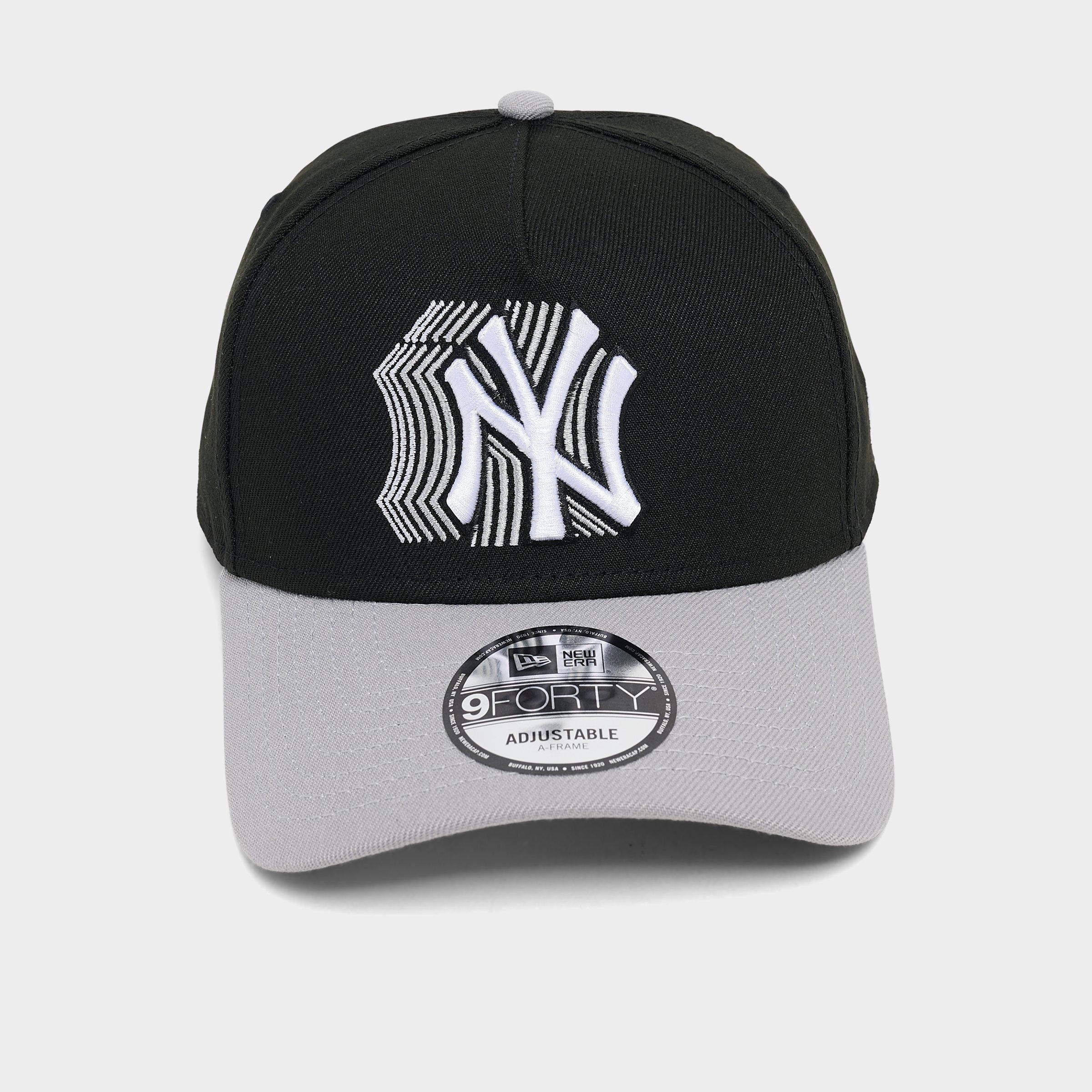 New Era New York Yankees MLB Repeat Logo 9FORTY A-Frame Snapback Hat