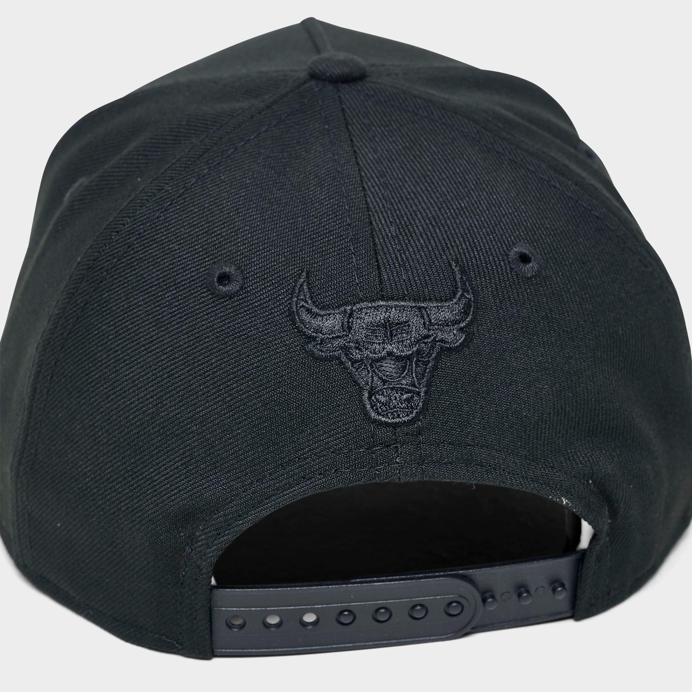 New Era Chicago Bulls NBA Flames 9FORTY A-Frame Snapback Hat