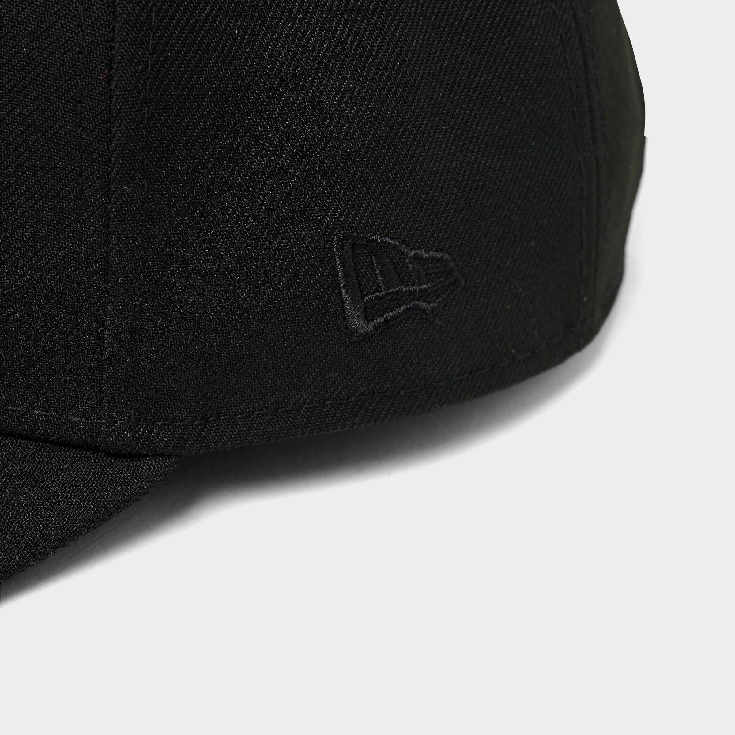 New Era Indianapolis Colts NFL 9FORTY Rose Logo Snapback Hat