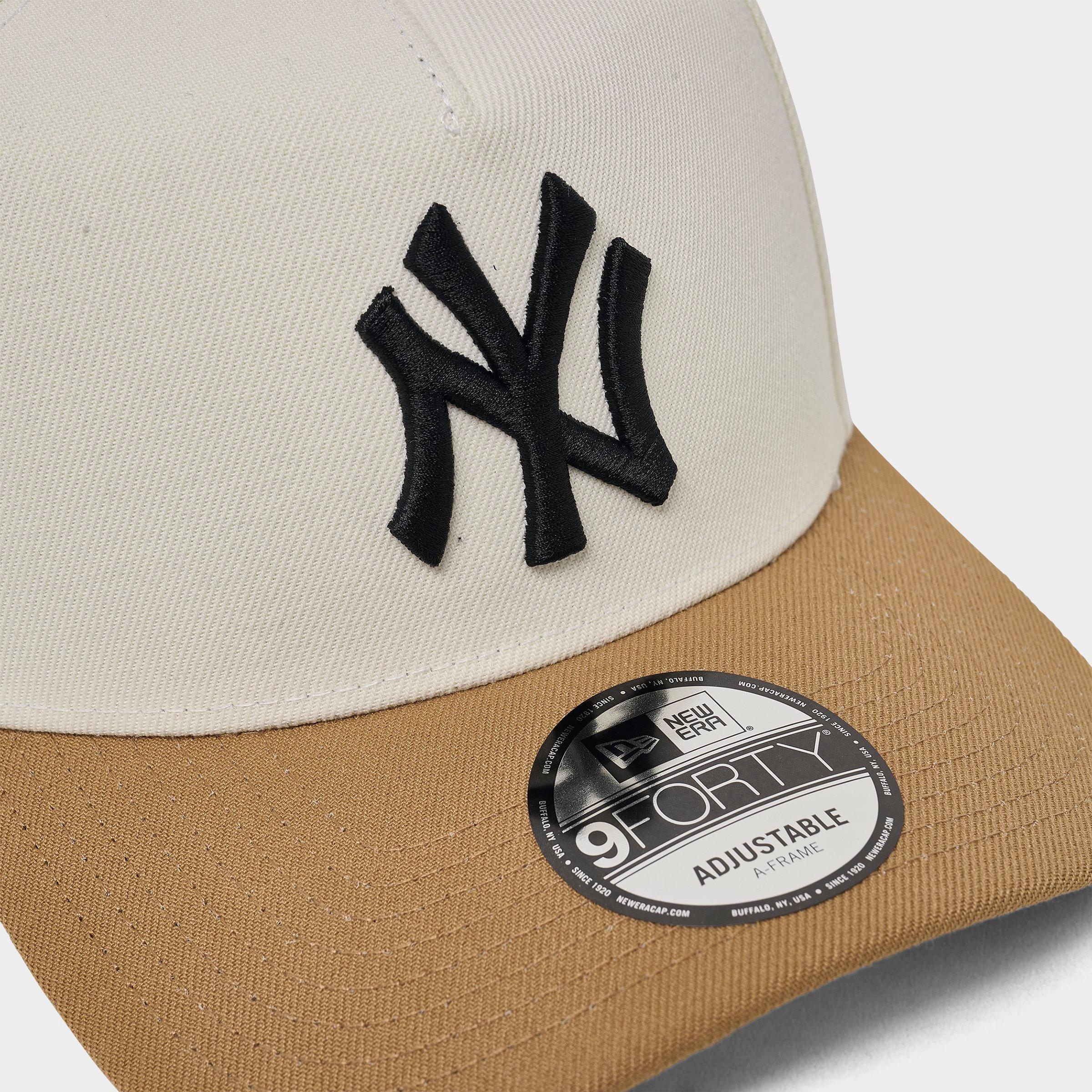 New Era New York Yankees MLB Khaki Champion Patch 9FORTY A-Frame Snapback Hat