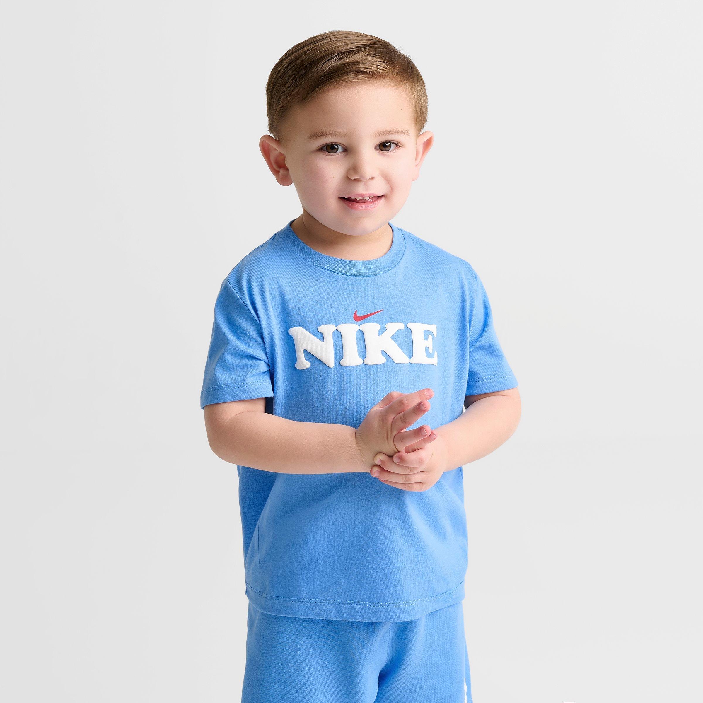 Little Kids' Nike T-Shirt and Shorts Set