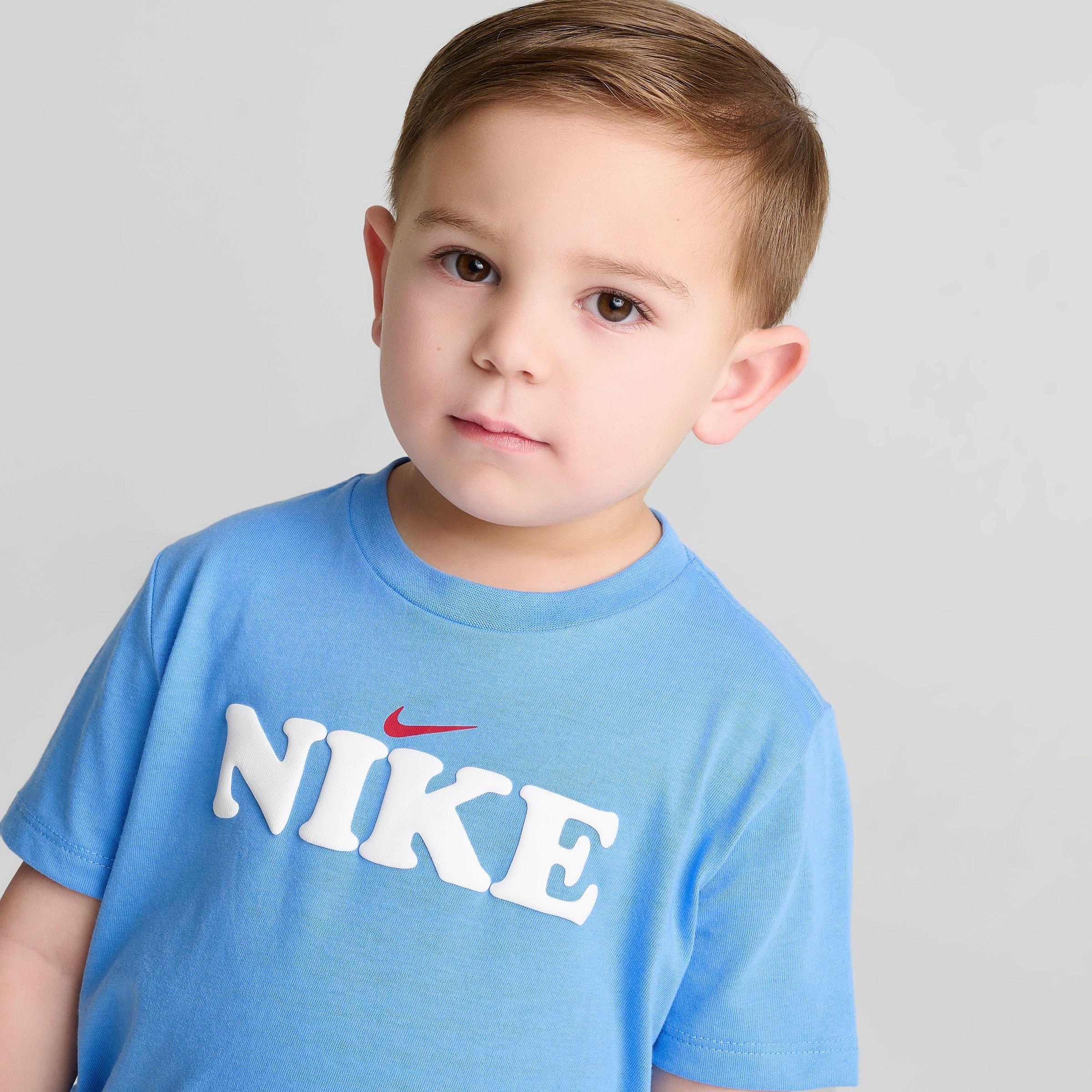 Little Kids' Nike T-Shirt and Shorts Set