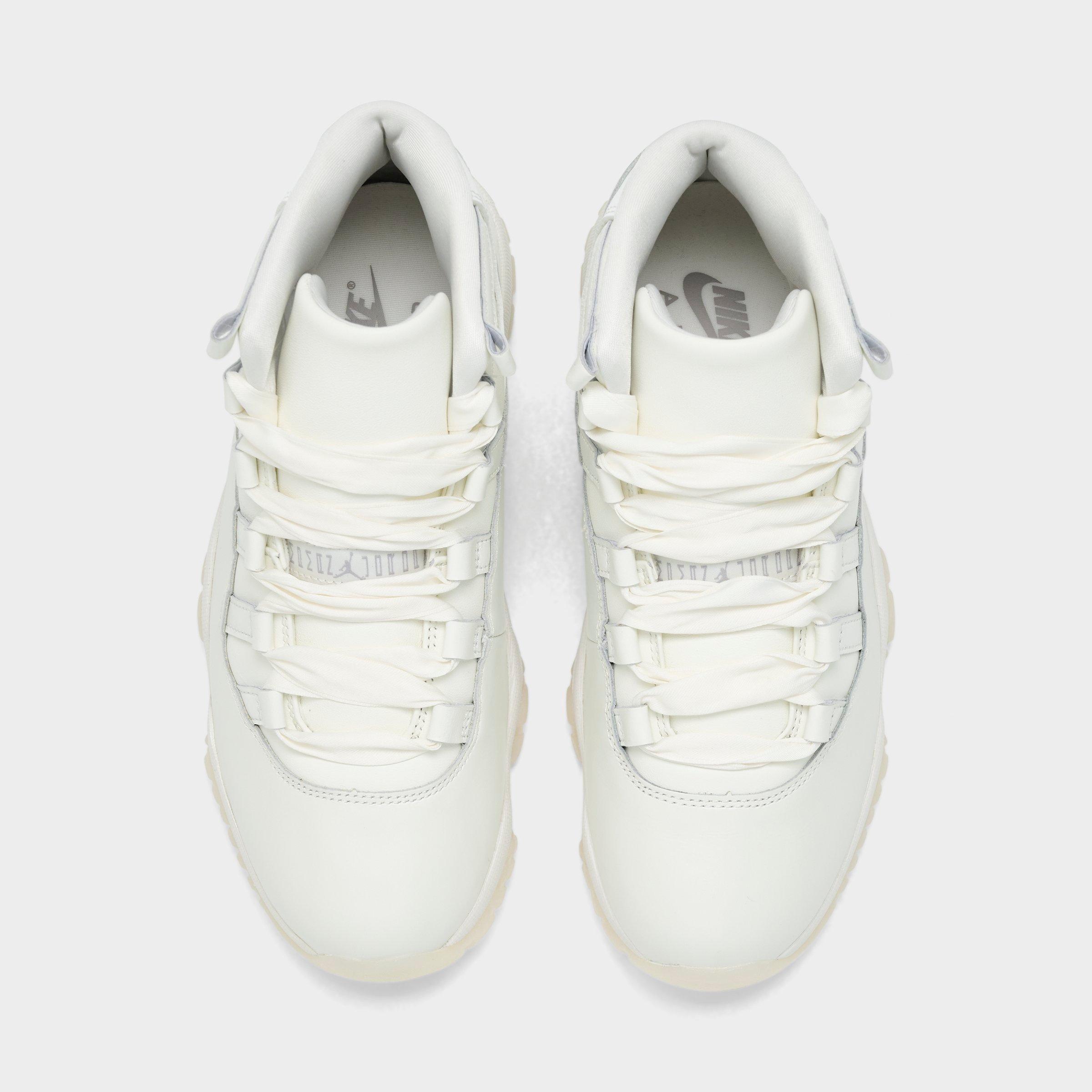 Women's Air Jordan Retro 11 Basketball Shoes