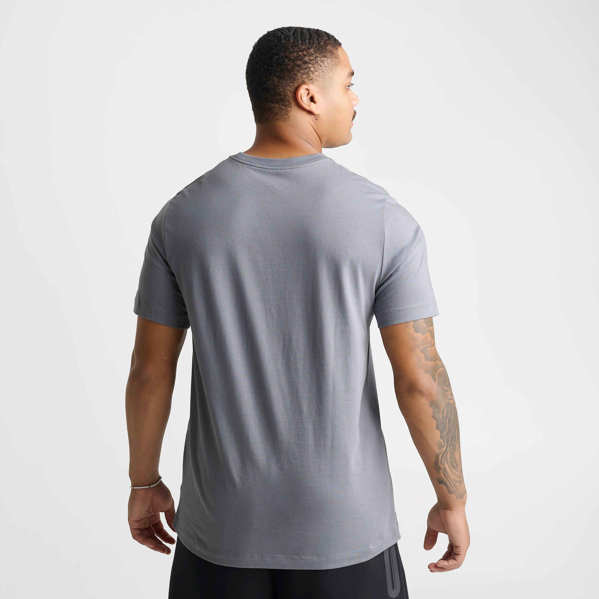 Nike Sportswear Club T-Shirt