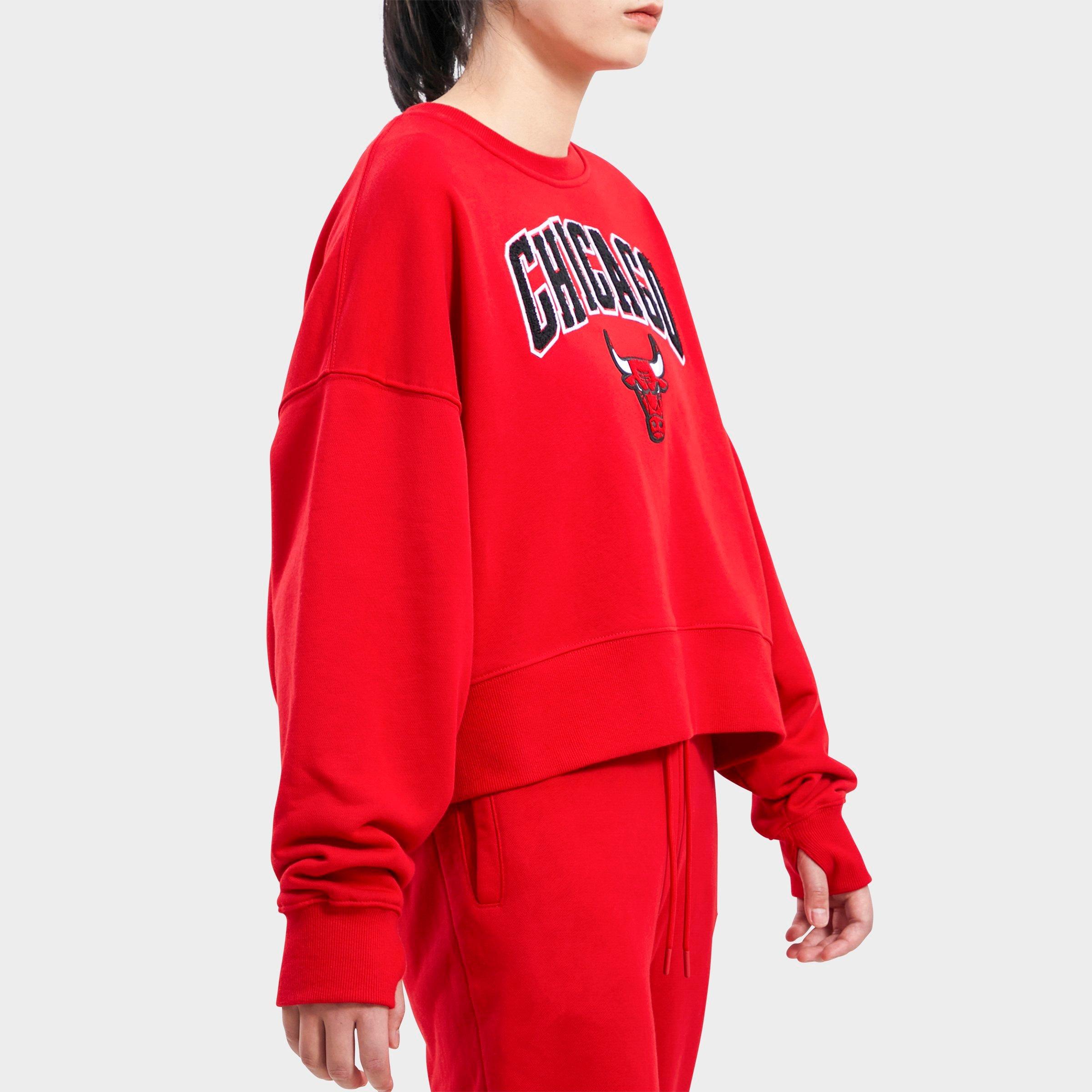 Women's Pro Standard Chicago Bulls NBA Classic Fleece Crewneck Sweatshirt