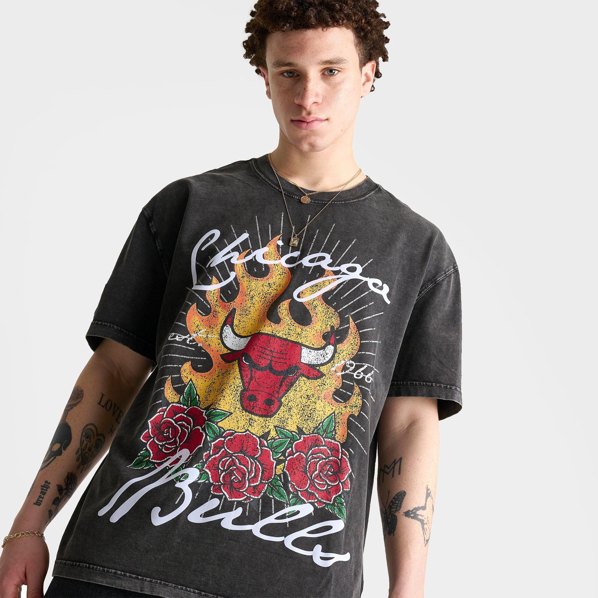 Men's Pro Standard Chicago Bulls NBA Fire And Roses T-Shirt