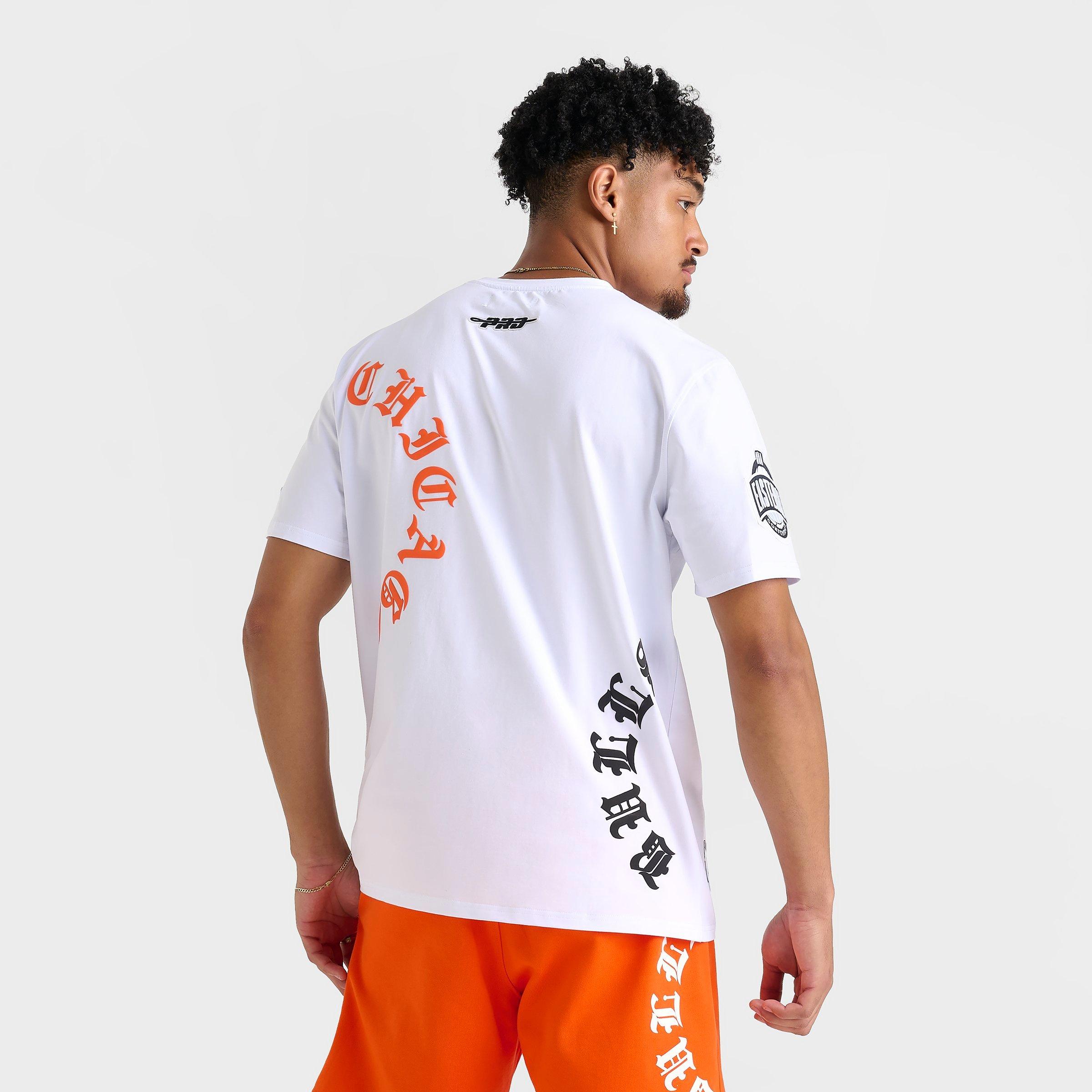 Men's Pro Standard Chicago Bulls NBA Old English T-Shirt