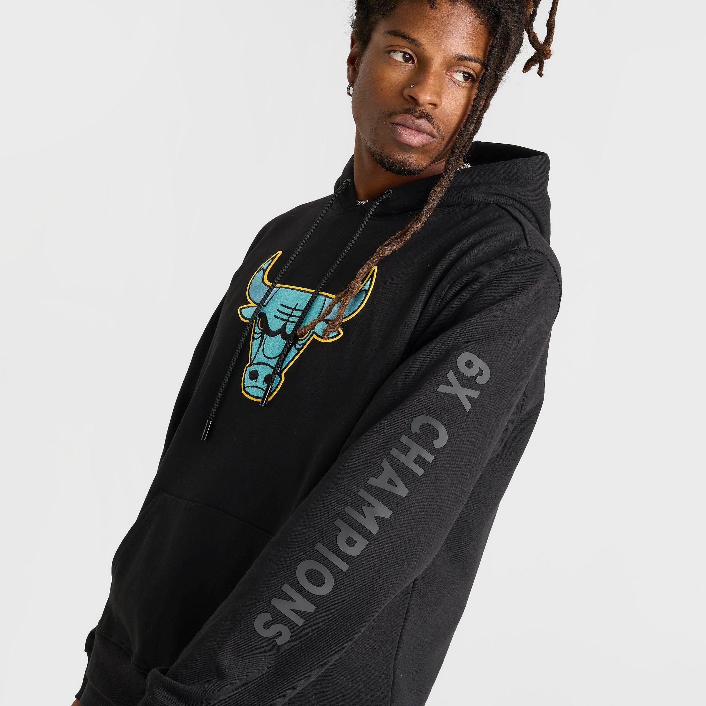 Men's Pro Standard Chicago Bulls NBA 6-Time Champs Fleece Pullover Hoodie