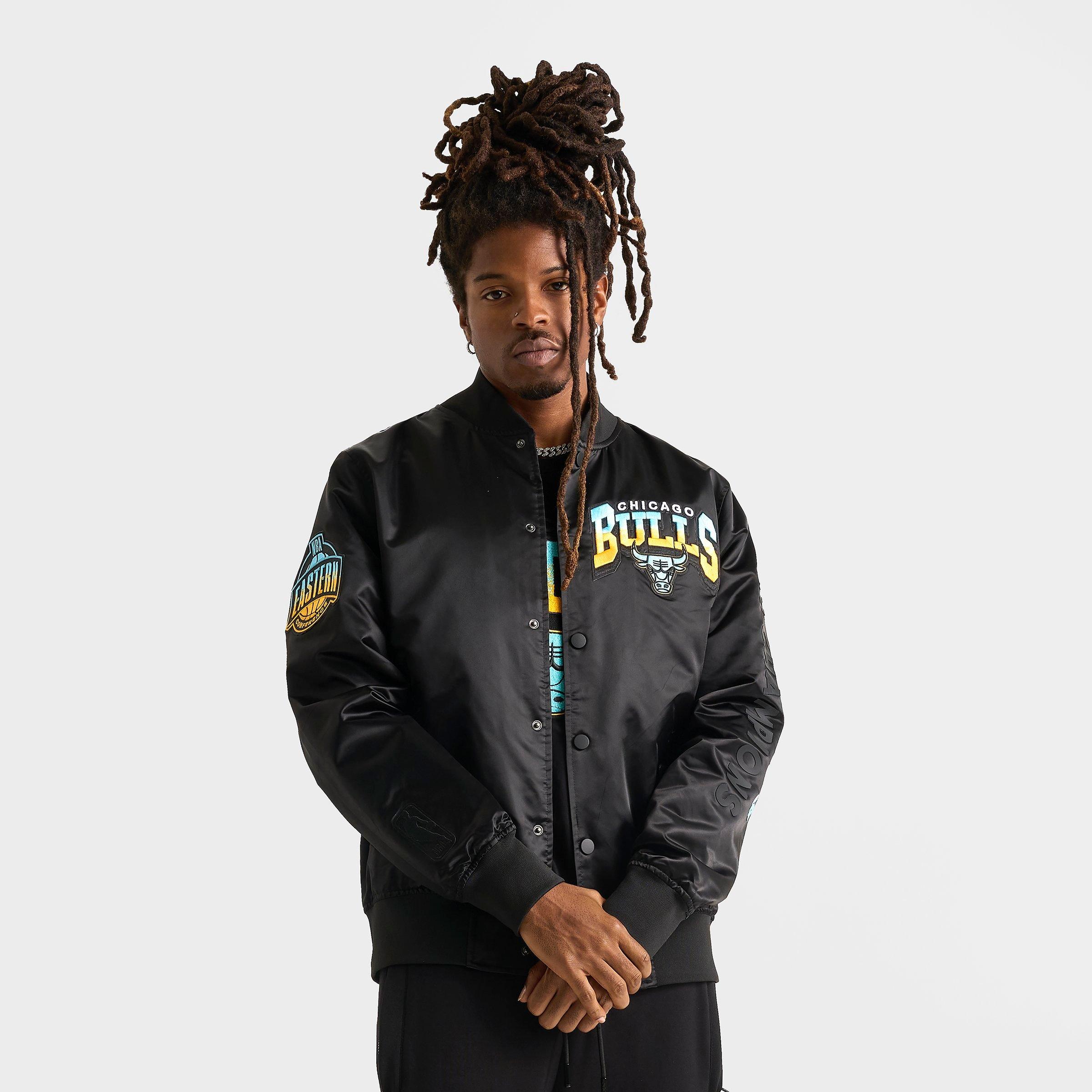 Men's Pro Standard Chicago Bulls NBA 6-Time Champs Satin Jacket