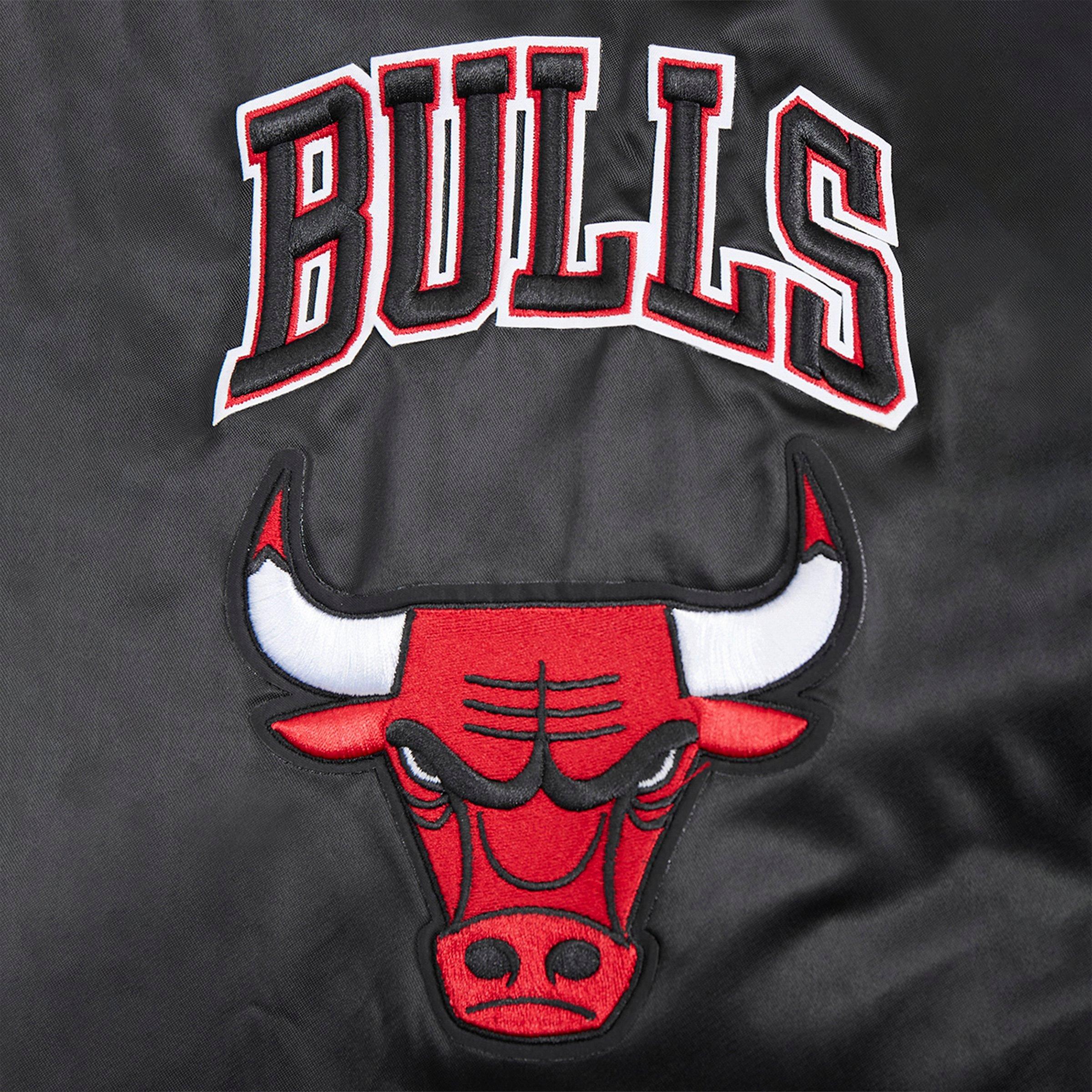 Men's Pro Standard Chicago Bulls NBA Old English Satin Jacket