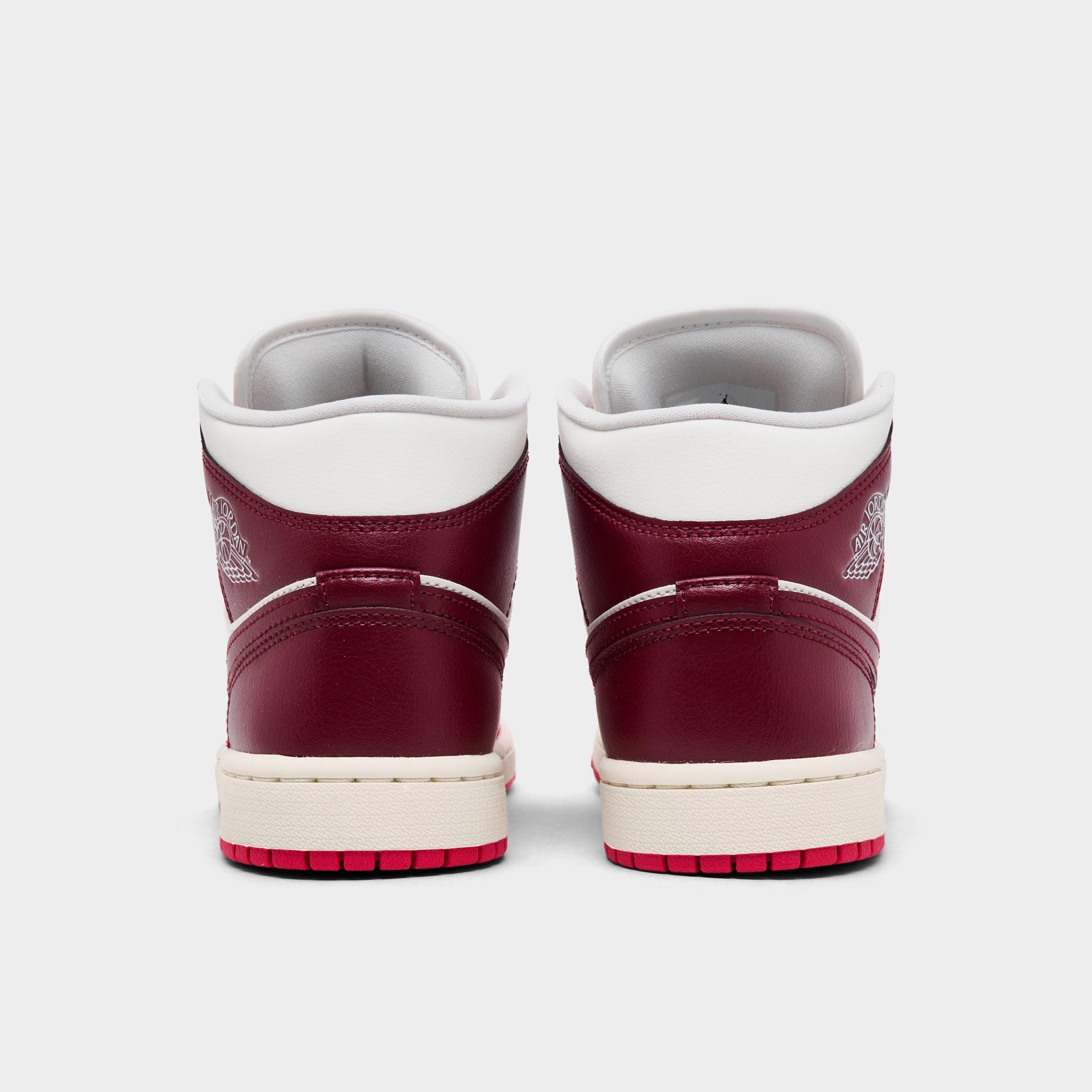Women's Air Jordan Retro 1 Mid Casual Shoes