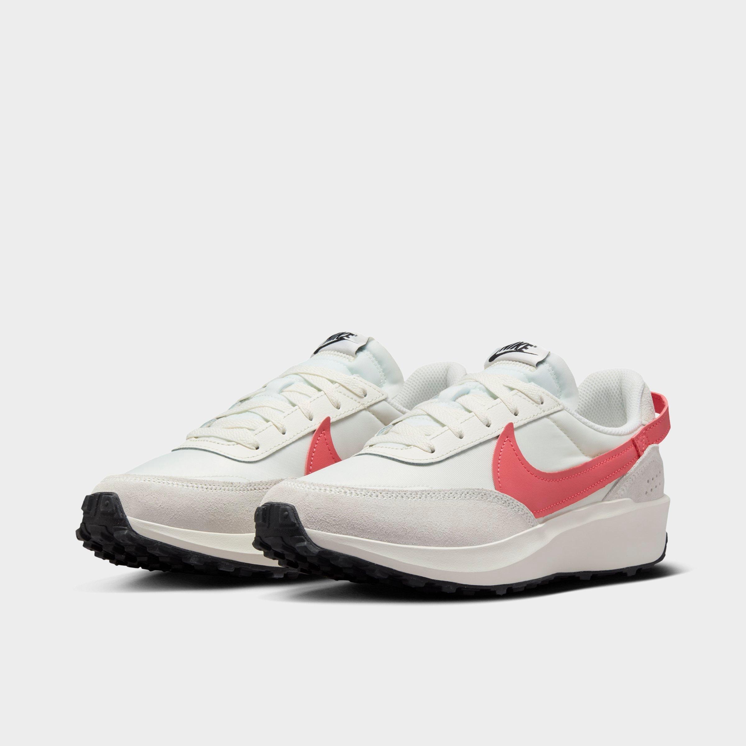Women's Nike Waffle Debut Casual Shoes