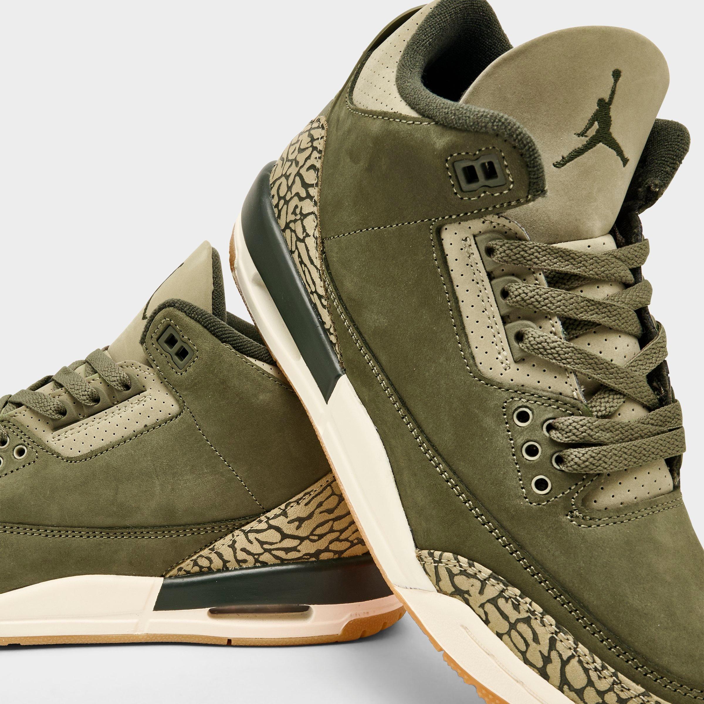 Big Kids' Air Jordan Retro 3 Basketball Shoes