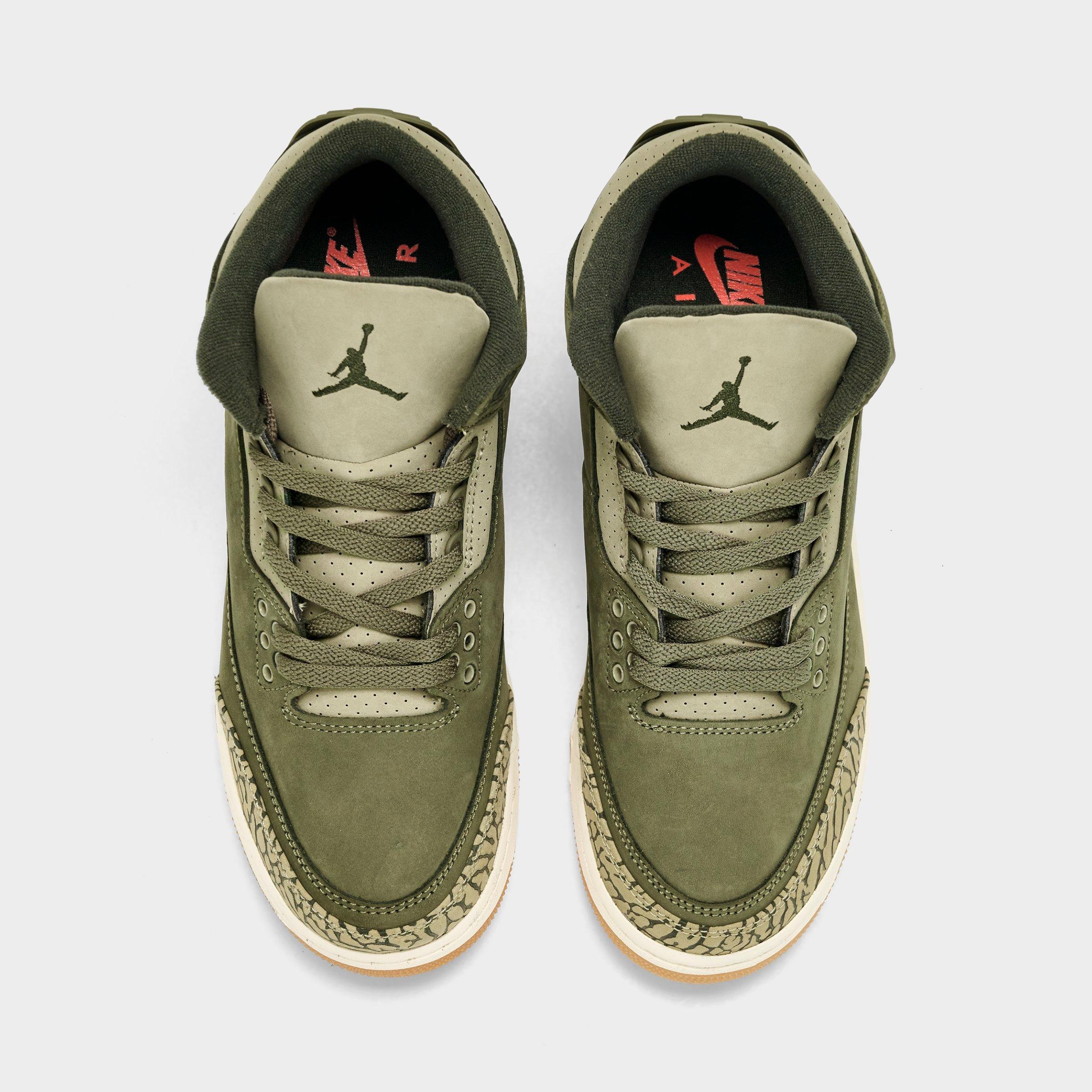 Big Kids' Air Jordan Retro 3 Basketball Shoes