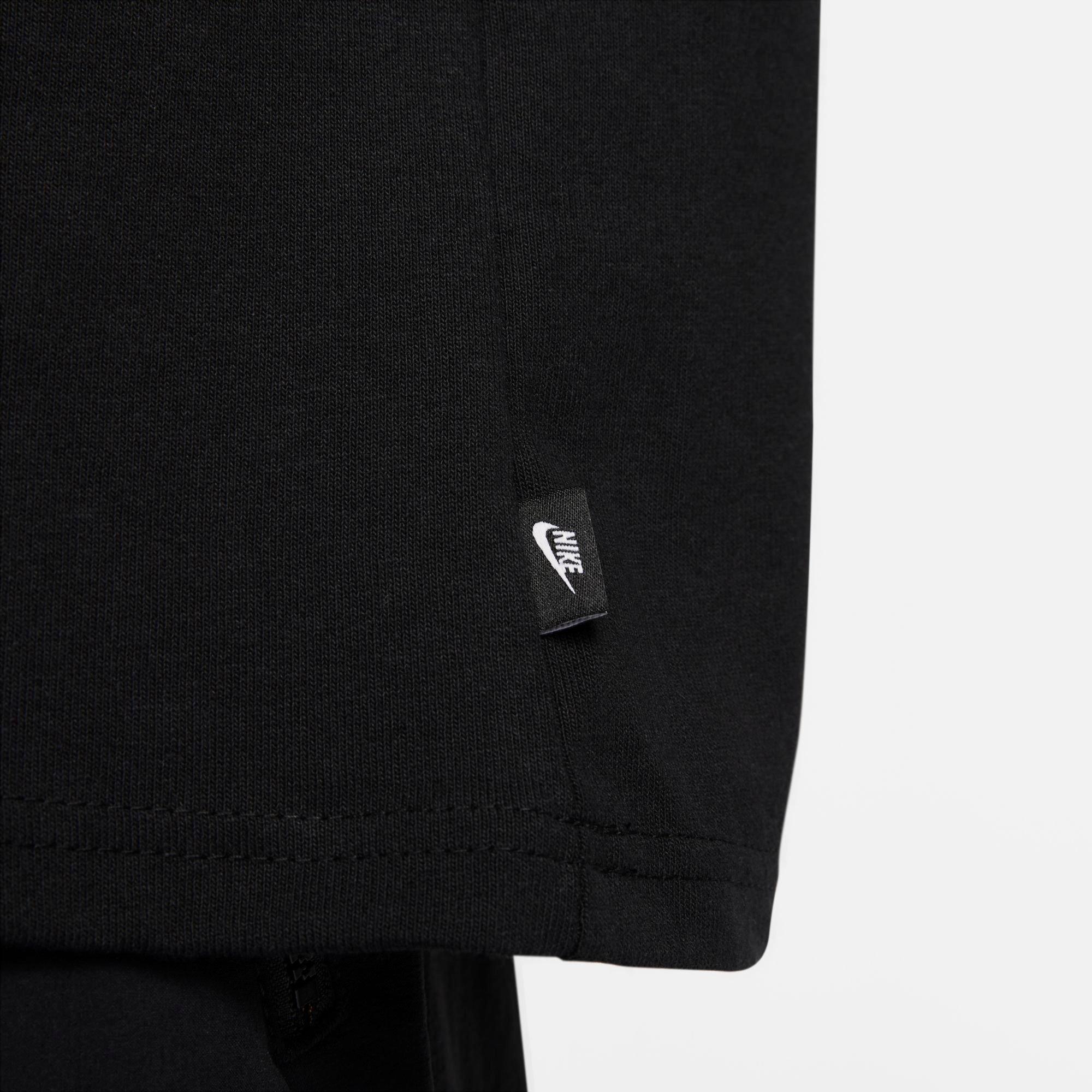 Men's Nike Sportswear Premium Essentials Long-Sleeve Pocket T-Shirt