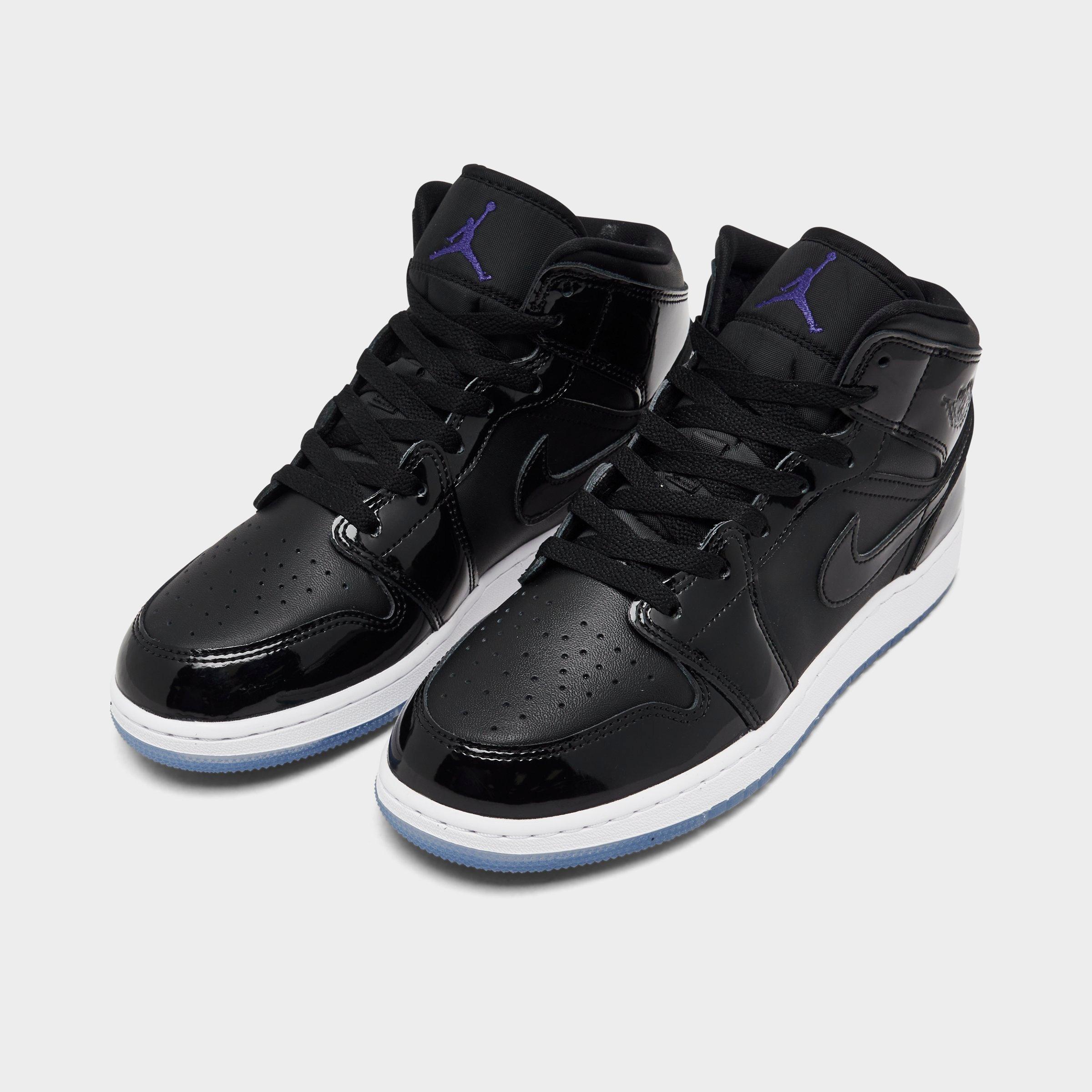 Big Kids' Air Jordan Retro 1 Mid SE Casual Shoes