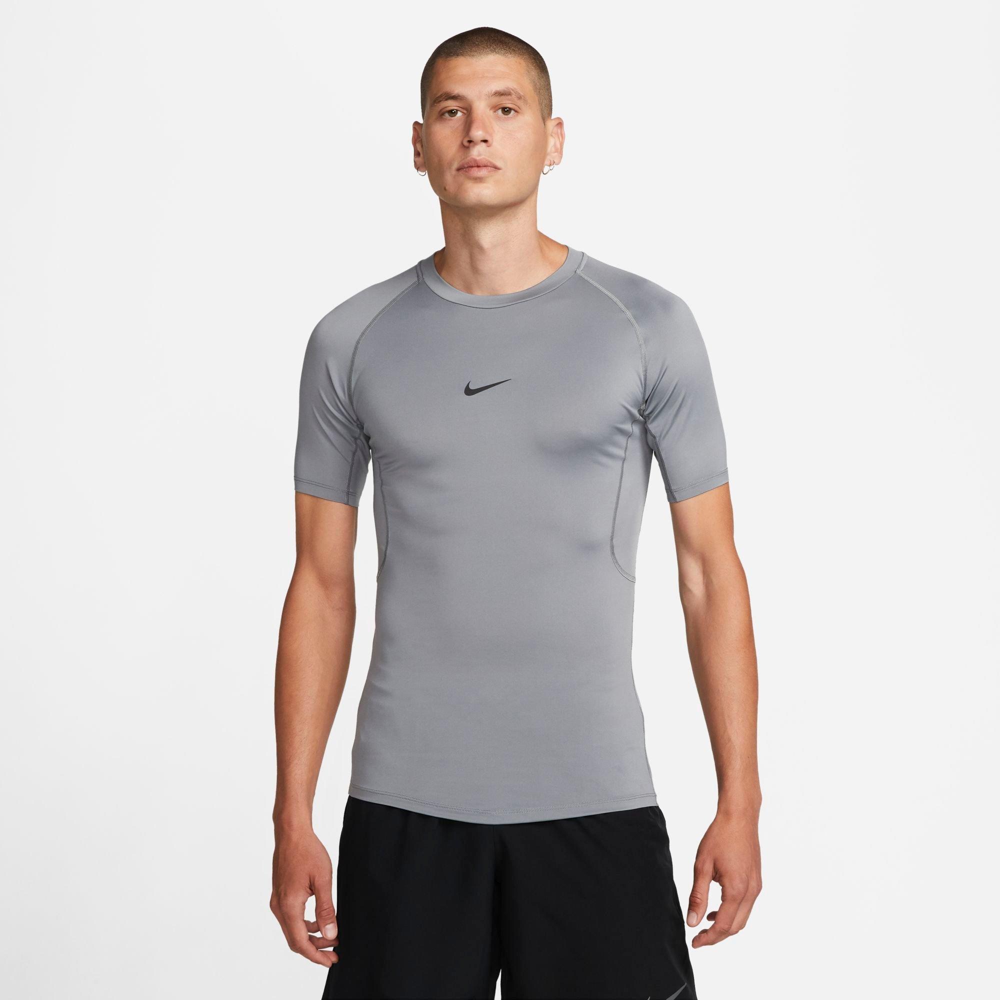 人気のフィットネス Men's Nike Pro Dri-FIT Tight Short-Sleeve Fitness Top | JD Sports