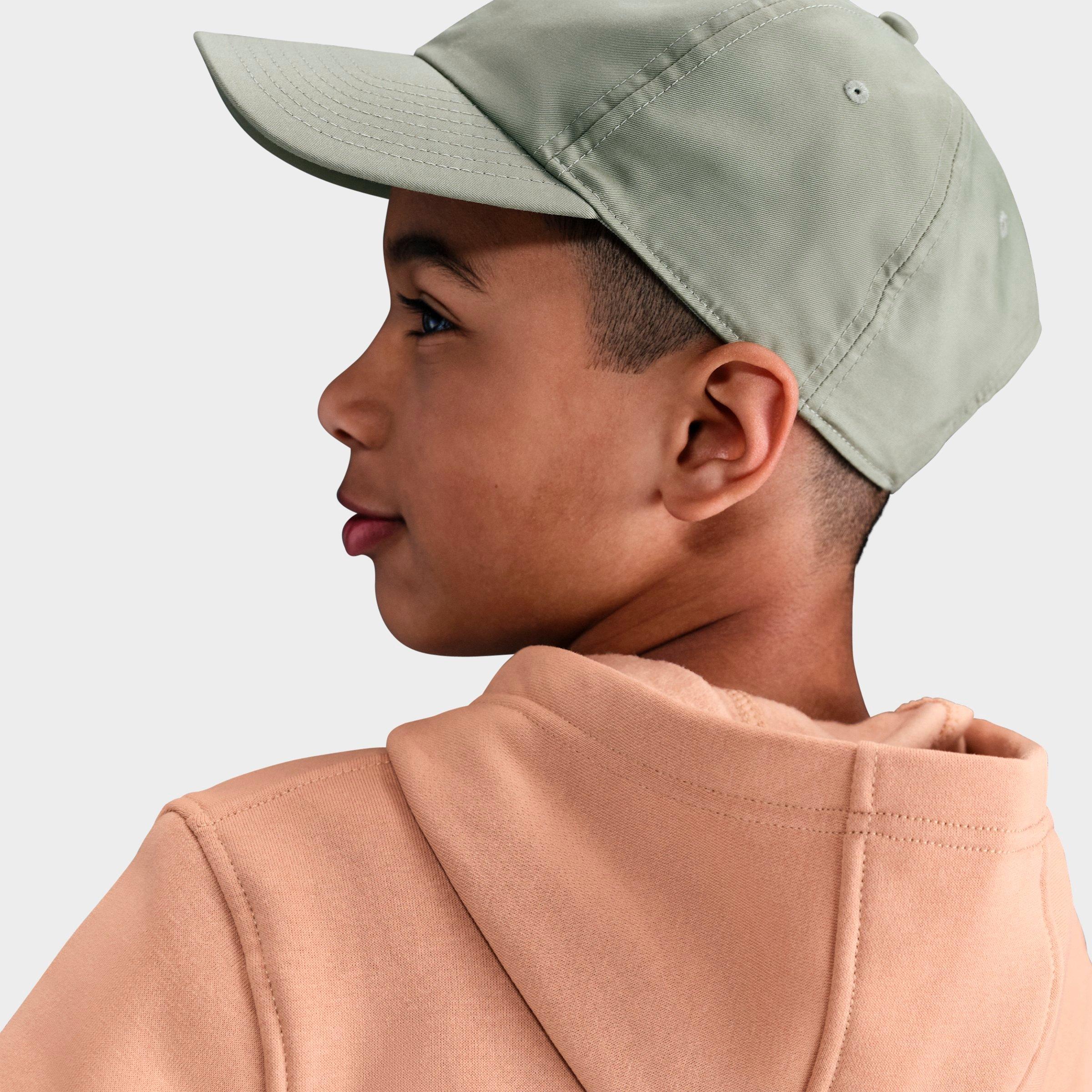 Big Kids' Nike Sportswear Club Fleece Pullover Hoodie