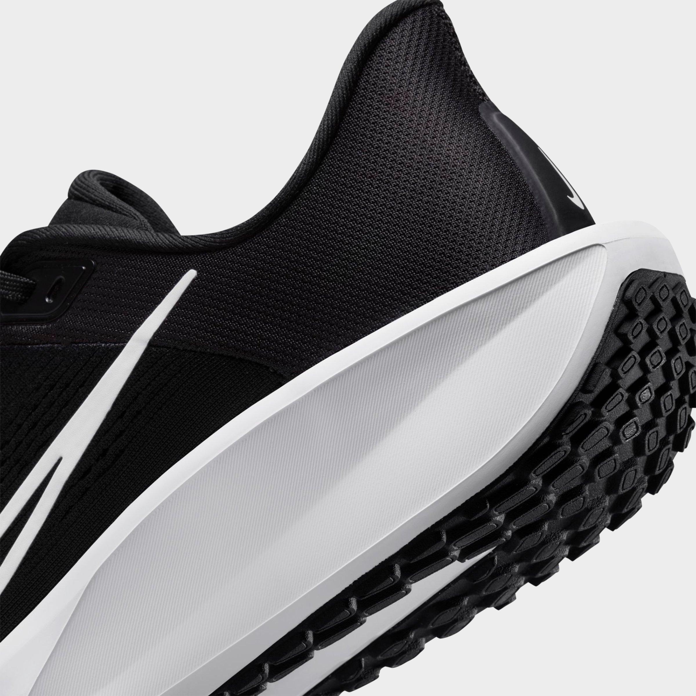Men's Nike Quest 6 Running Shoes