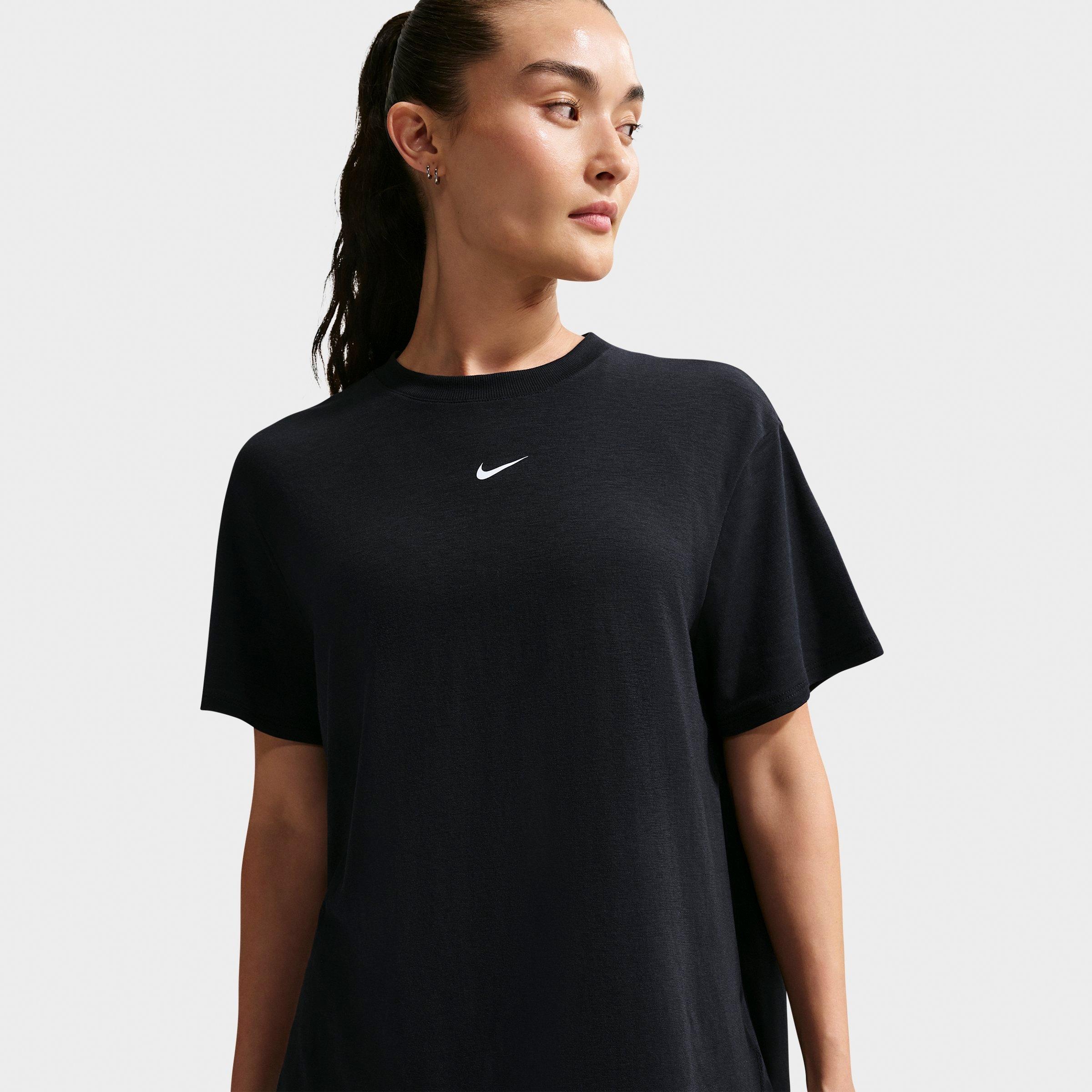 Women's Nike One Relaxed Dri-FIT Short-Sleeve Top