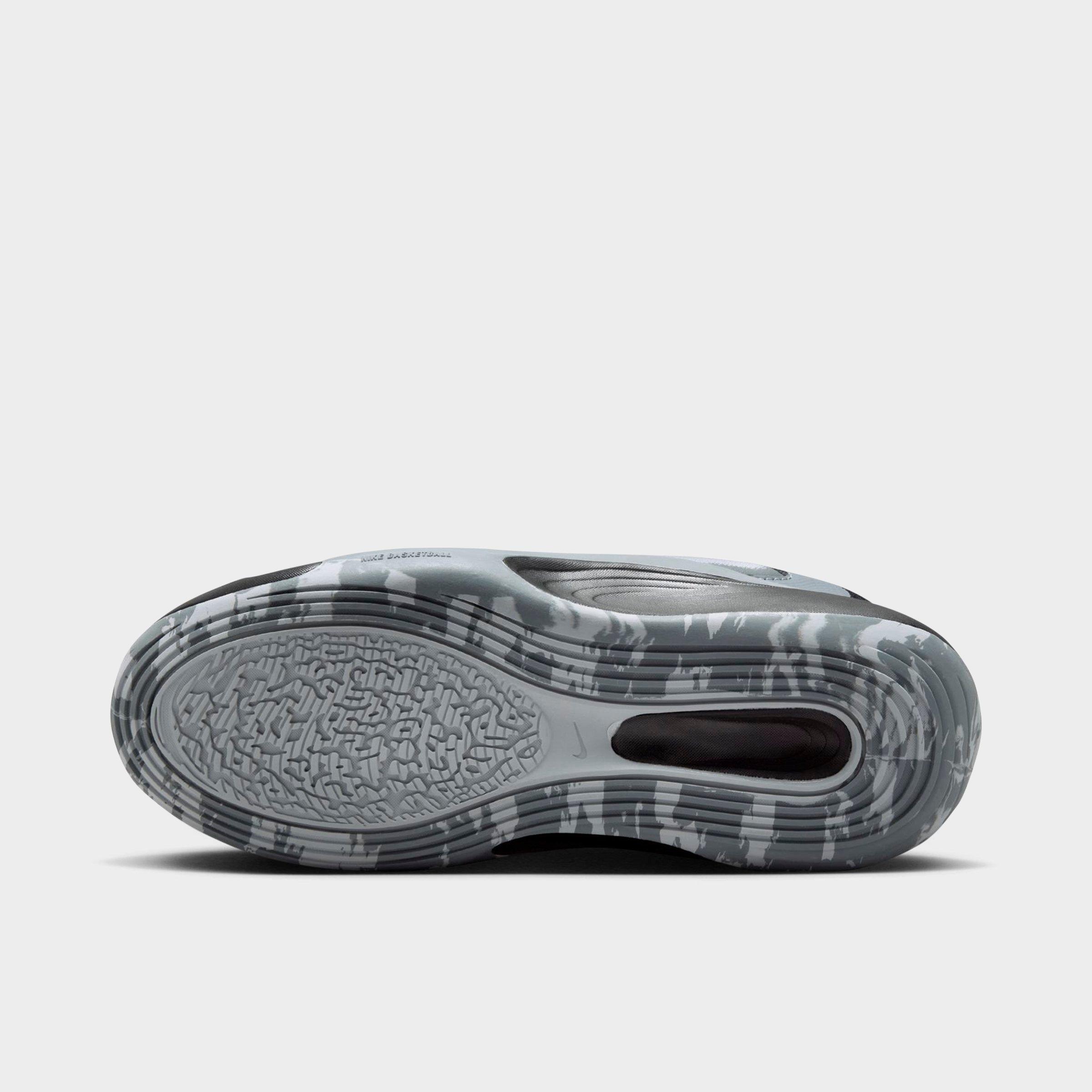 Big Kids' Nike IsoFly Basketball Shoes