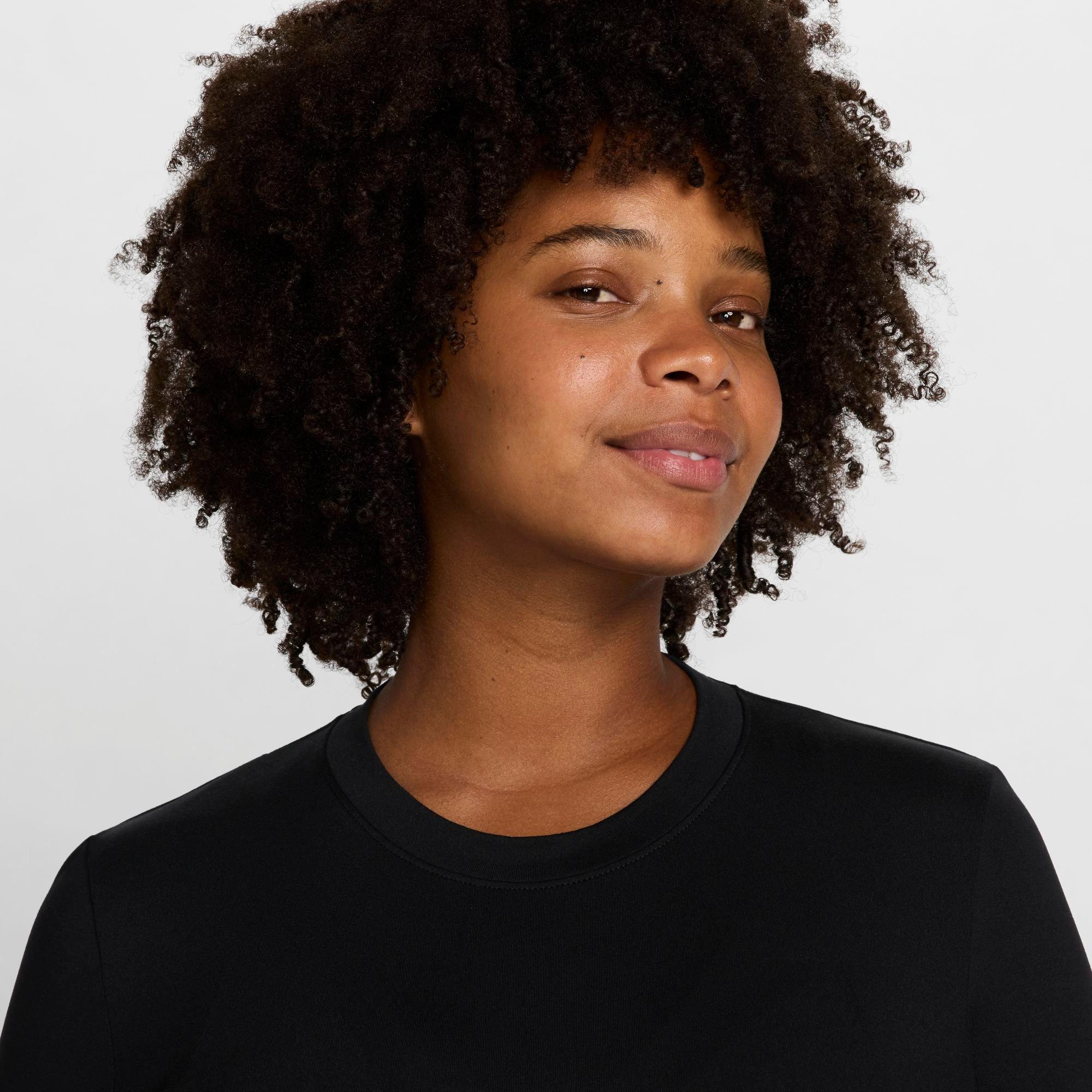 Women's Nike One Dri-FIT Slim-Fit Maternity Short-Sleeve T-Shirt