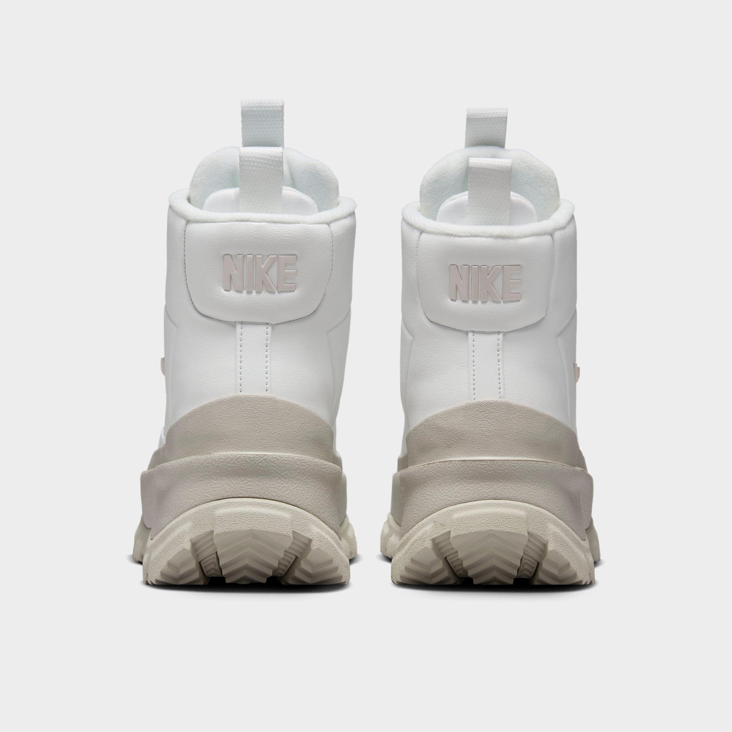 Women's Nike Blazer Roam Mid Winterized Shoes