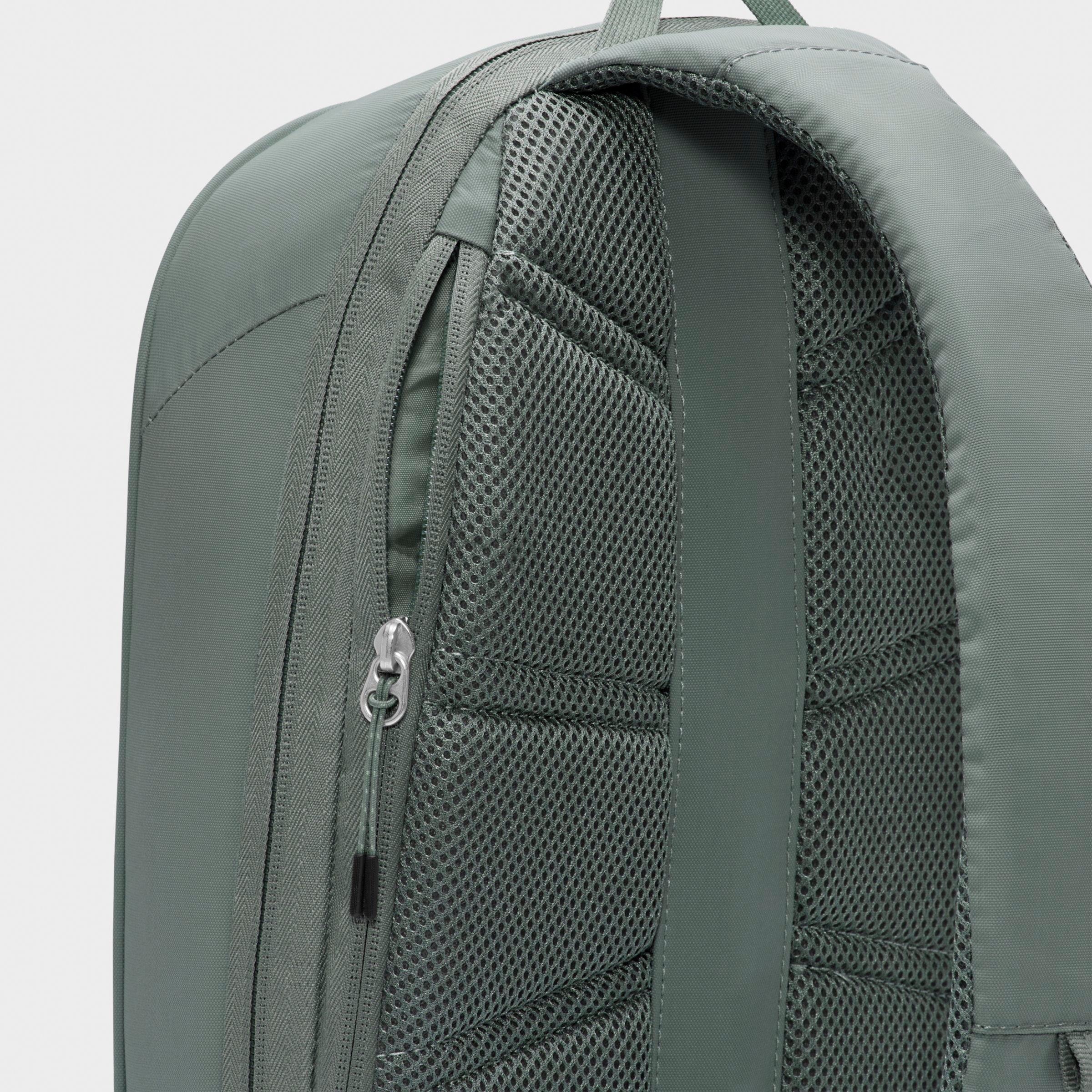 Nike Sportswear Commute Sling Bag (9L)
