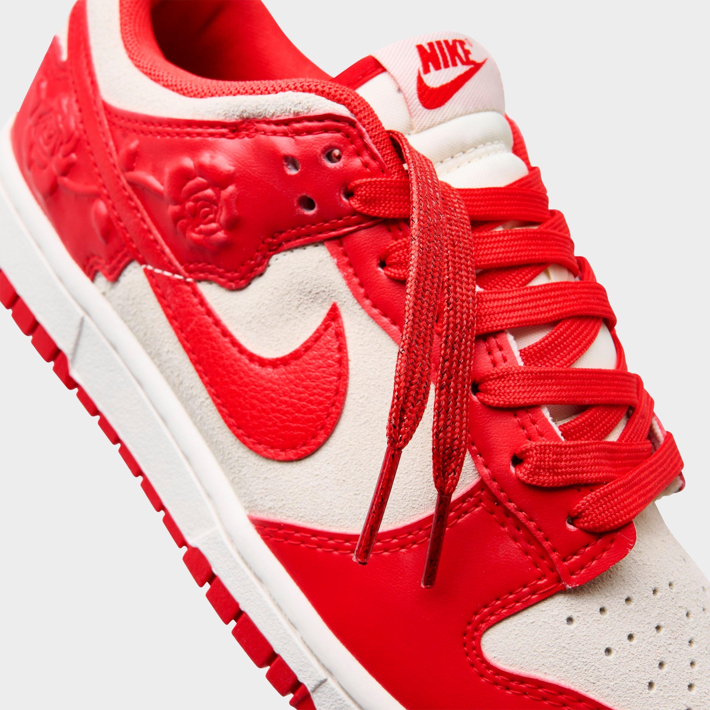 Women's Nike Dunk Low LE Casual Shoes
