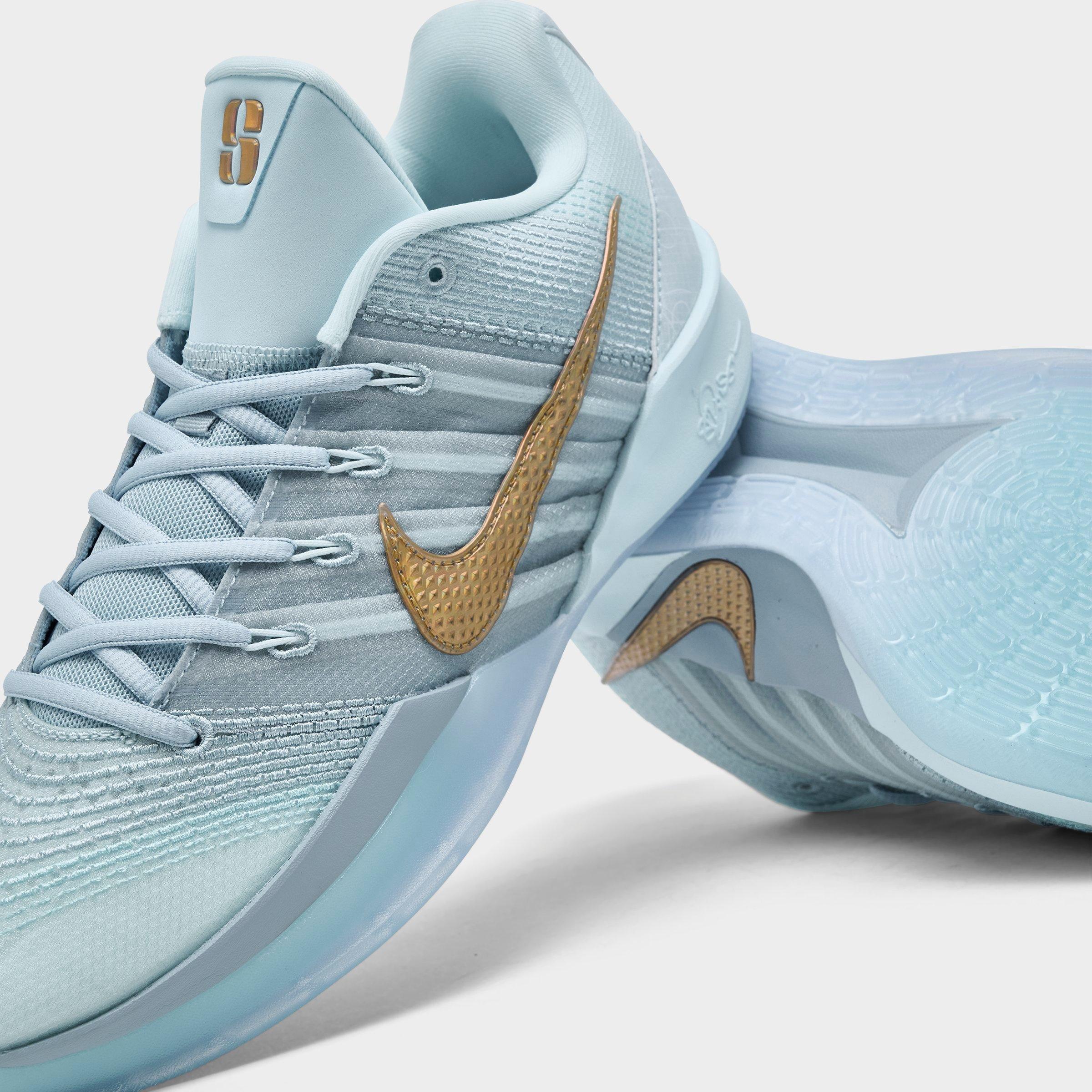 Women's Nike Sabrina 3 Basketball Shoes