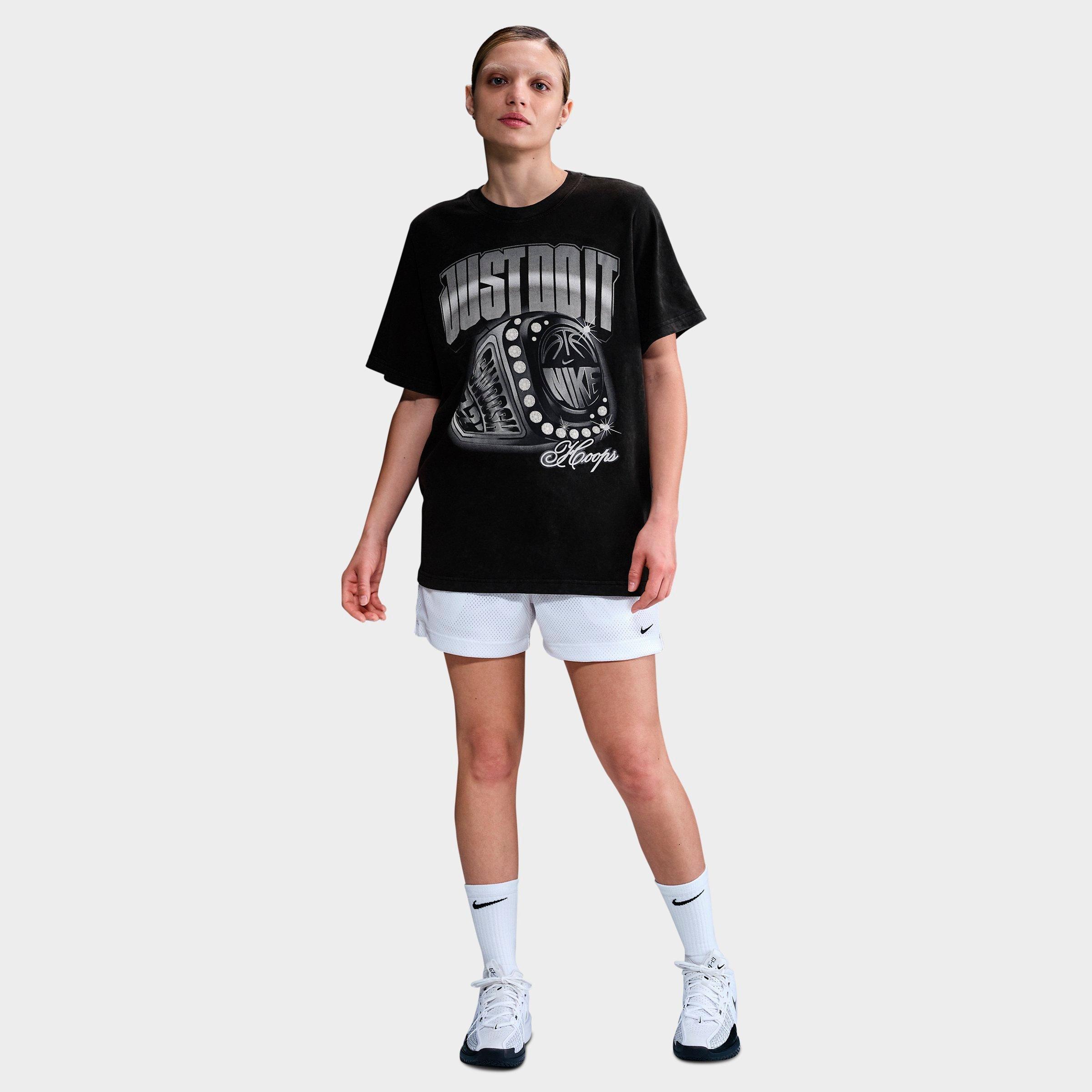 Women's Nike Oversized Basketball Graphic T-Shirt