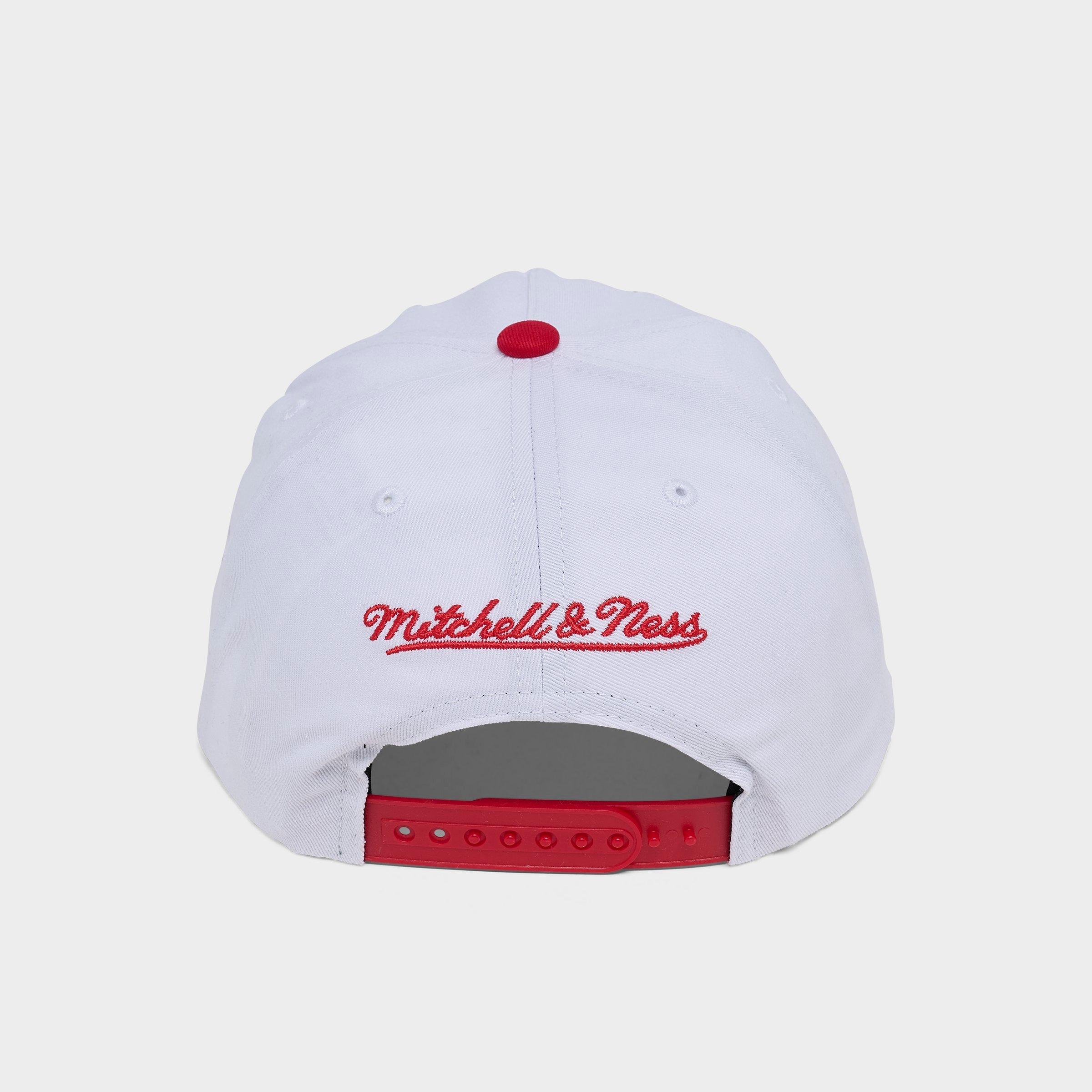 Mitchell & Ness Chicago Bulls NBA Shooting Stars Caddy Fit Snapback Hat