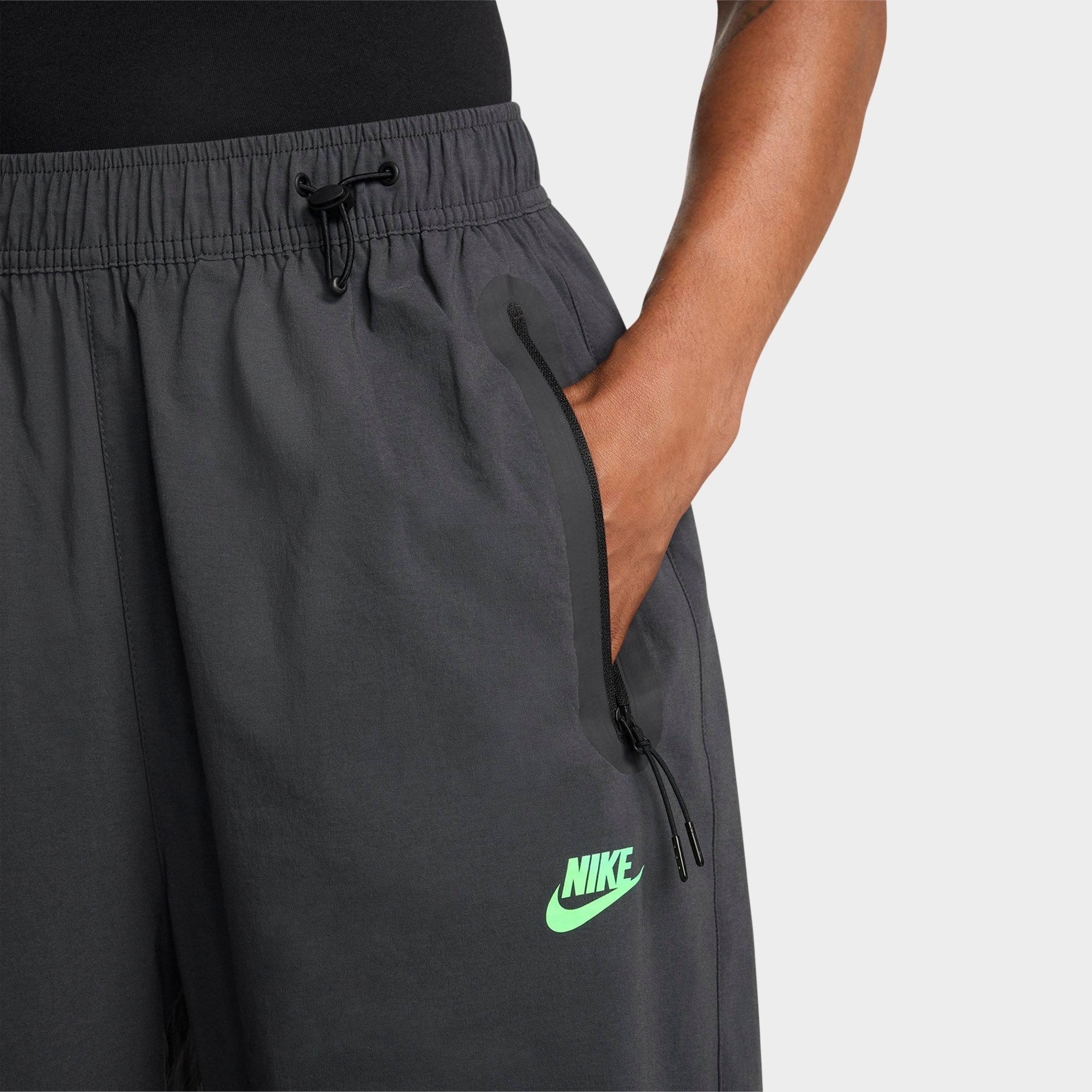 Men's Nike Tech Woven Oversized Pants