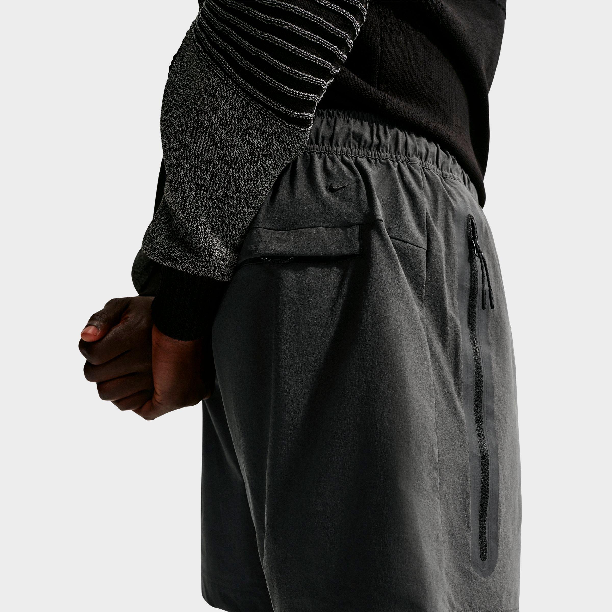 Men's Nike Tech 6" Woven Shorts
