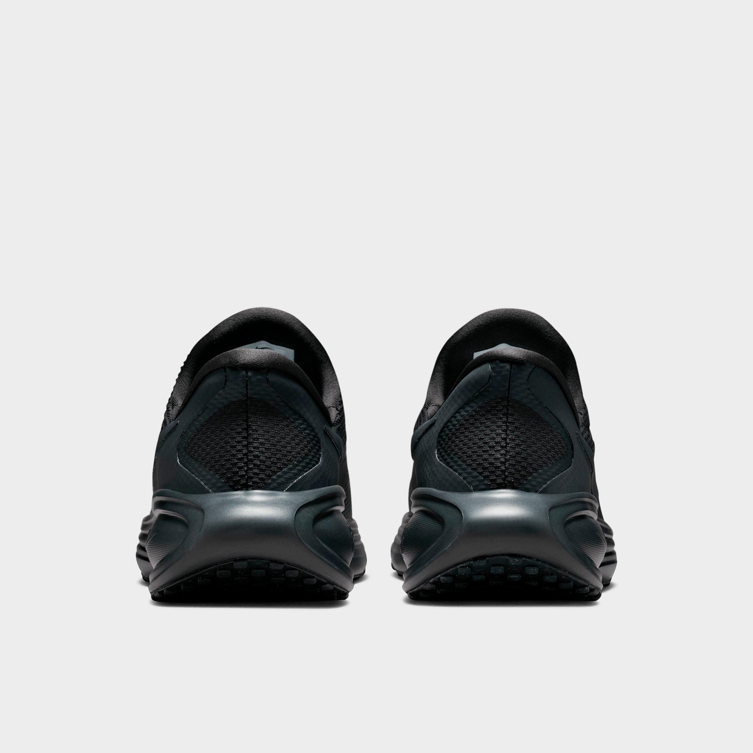 Men's Nike Revolution 8 EasyOn Running Shoes