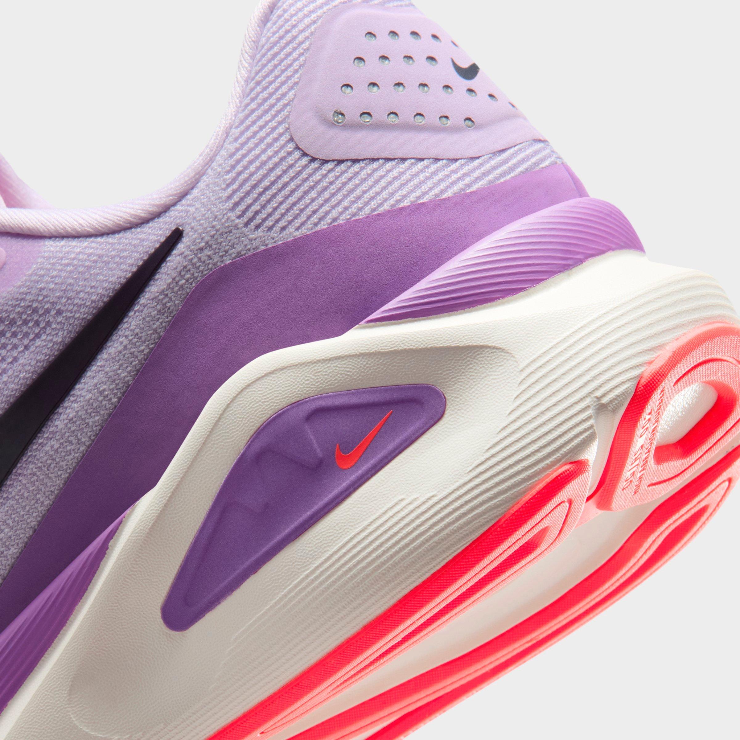 Women's Nike Structure 26 Running Shoes (Wide Width)