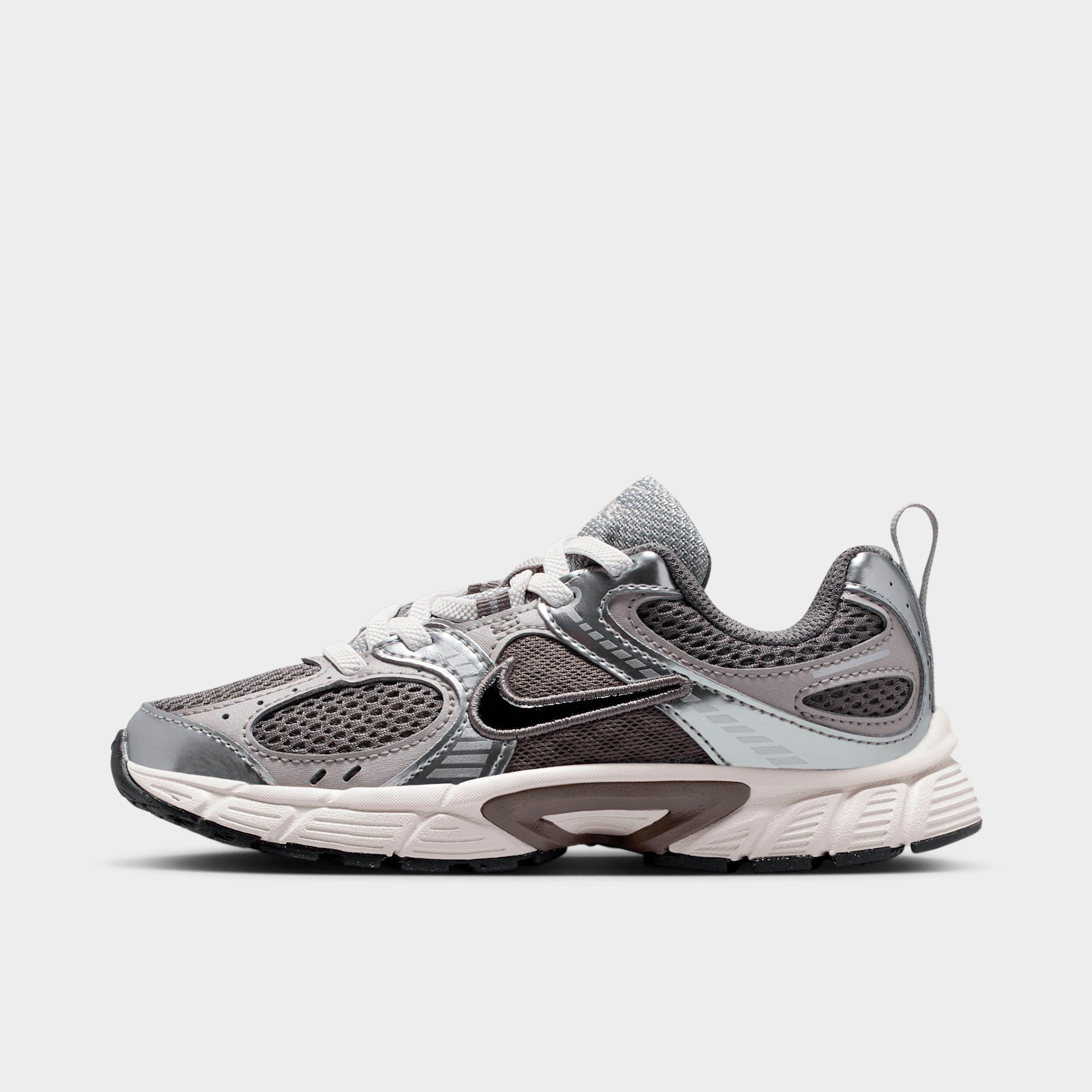 Little Kids' Nike V5 RNR Stretch Lace Casual Shoes | JD Sports
