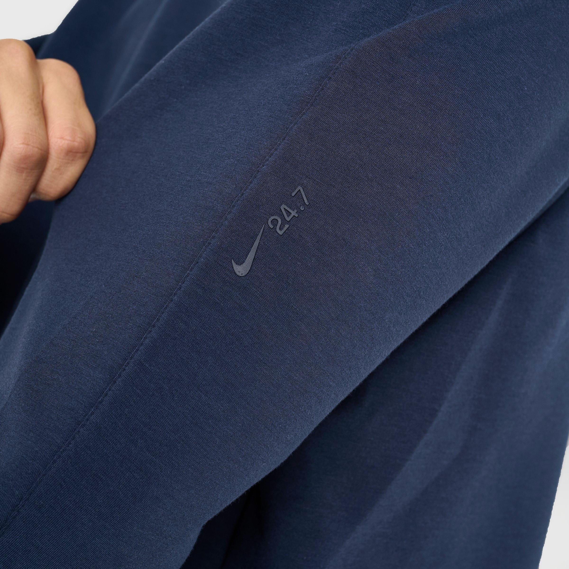Men's Nike 24.7 ImpossiblySoft Dri-FIT Crewneck Sweatshirt