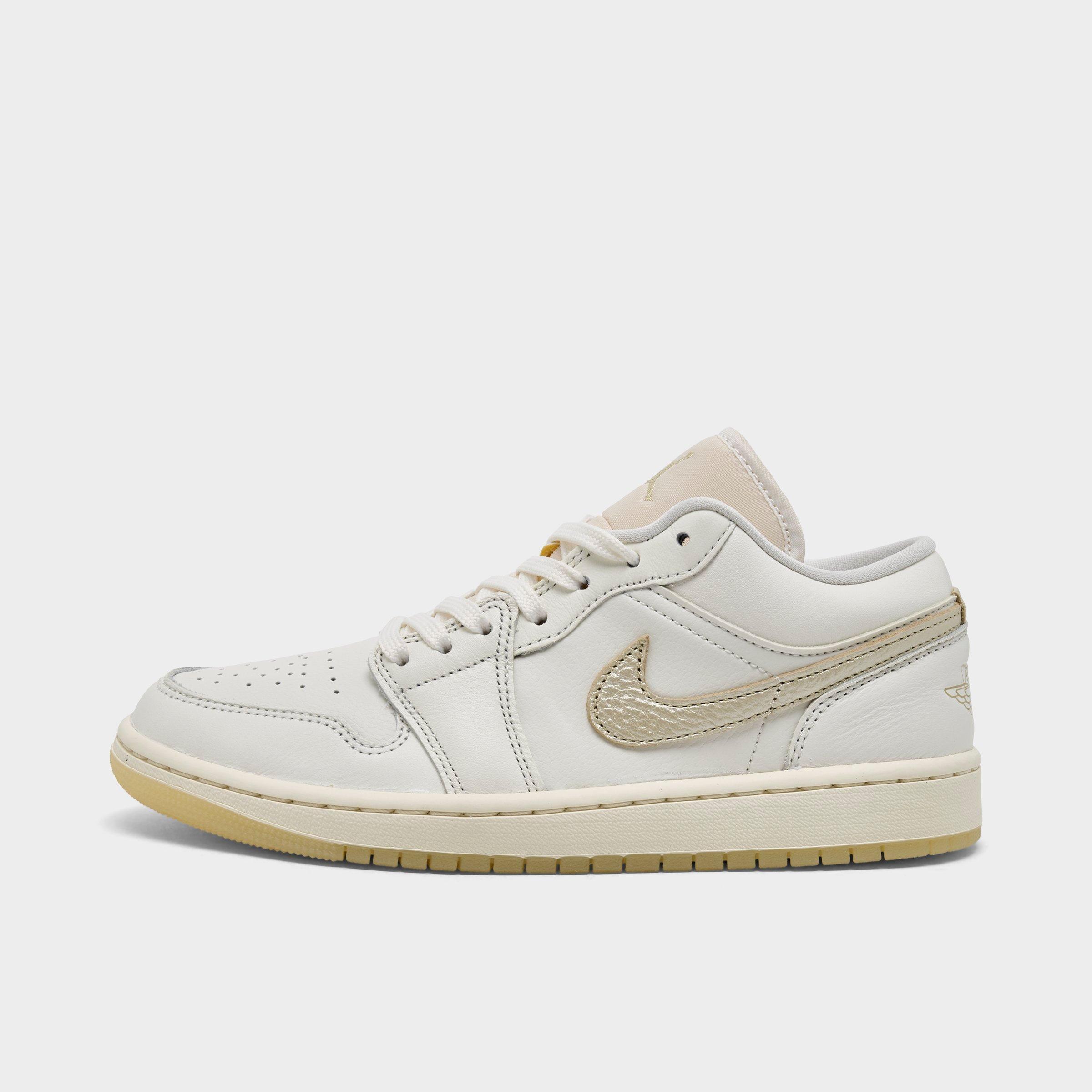 Women's Air Jordan 1 Low SE Casual Shoes