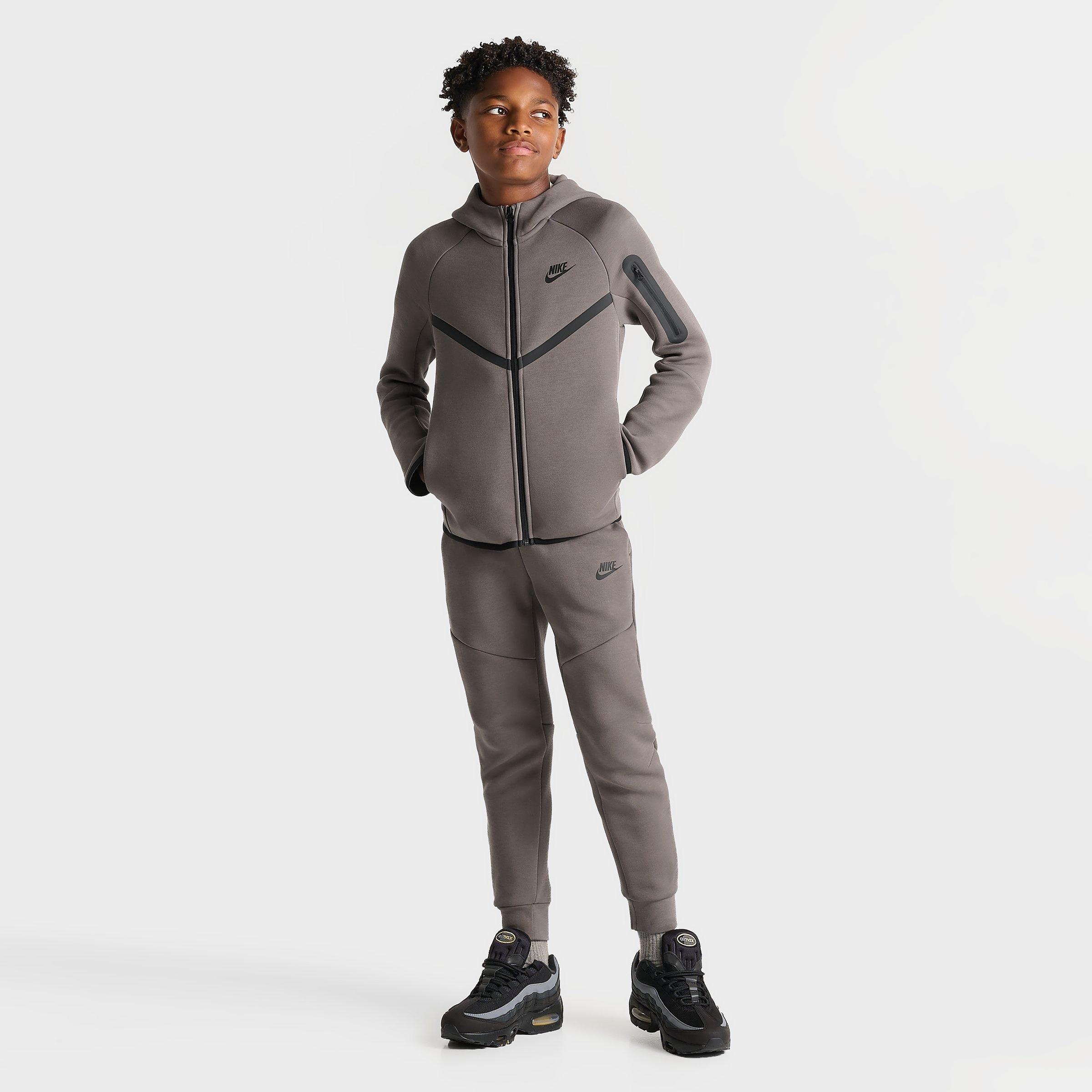Boys' Big Kids' Nike Sportswear Tech Fleece Full-Zip Hoodie